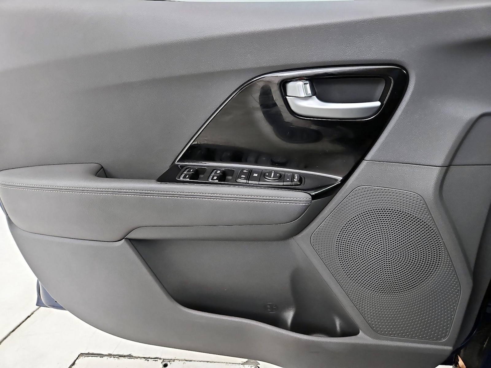 2019 Kia Niro EX - Photo 11