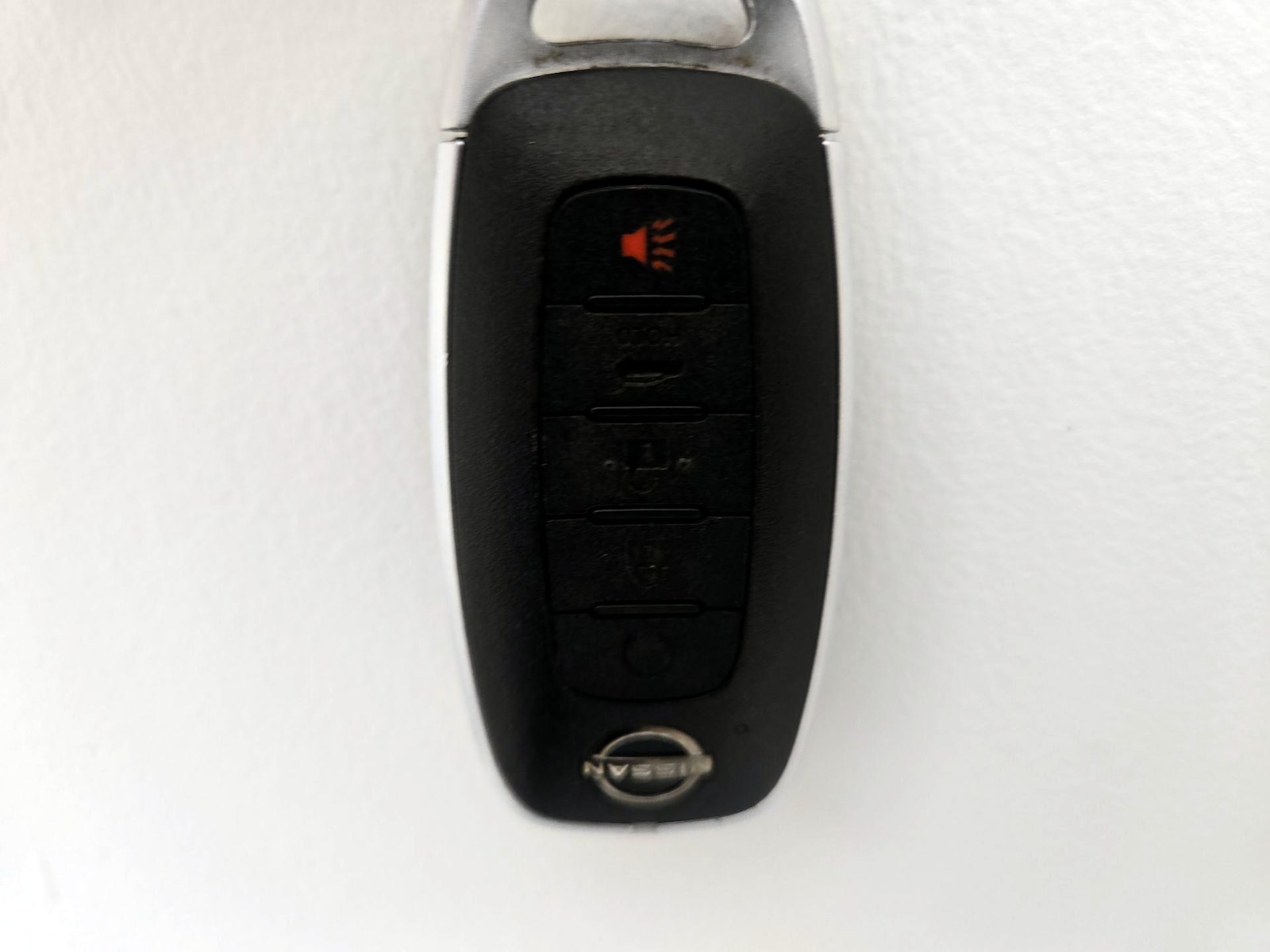 2024 Nissan Rogue SV - Photo 23