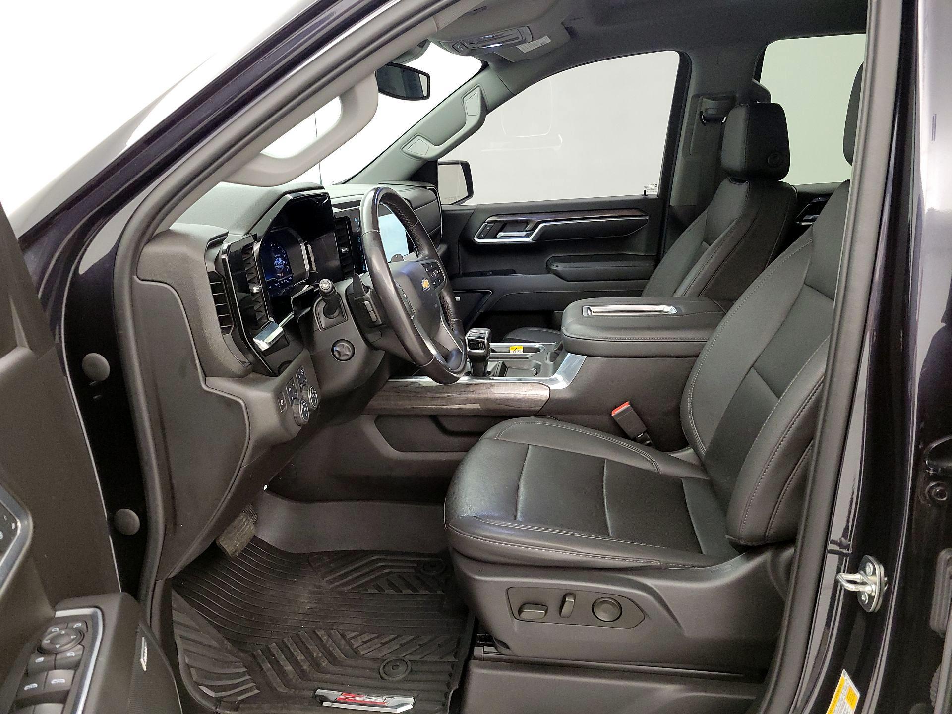 Thumbnail: 2022 Chevrolet Silverado 1500 - 11