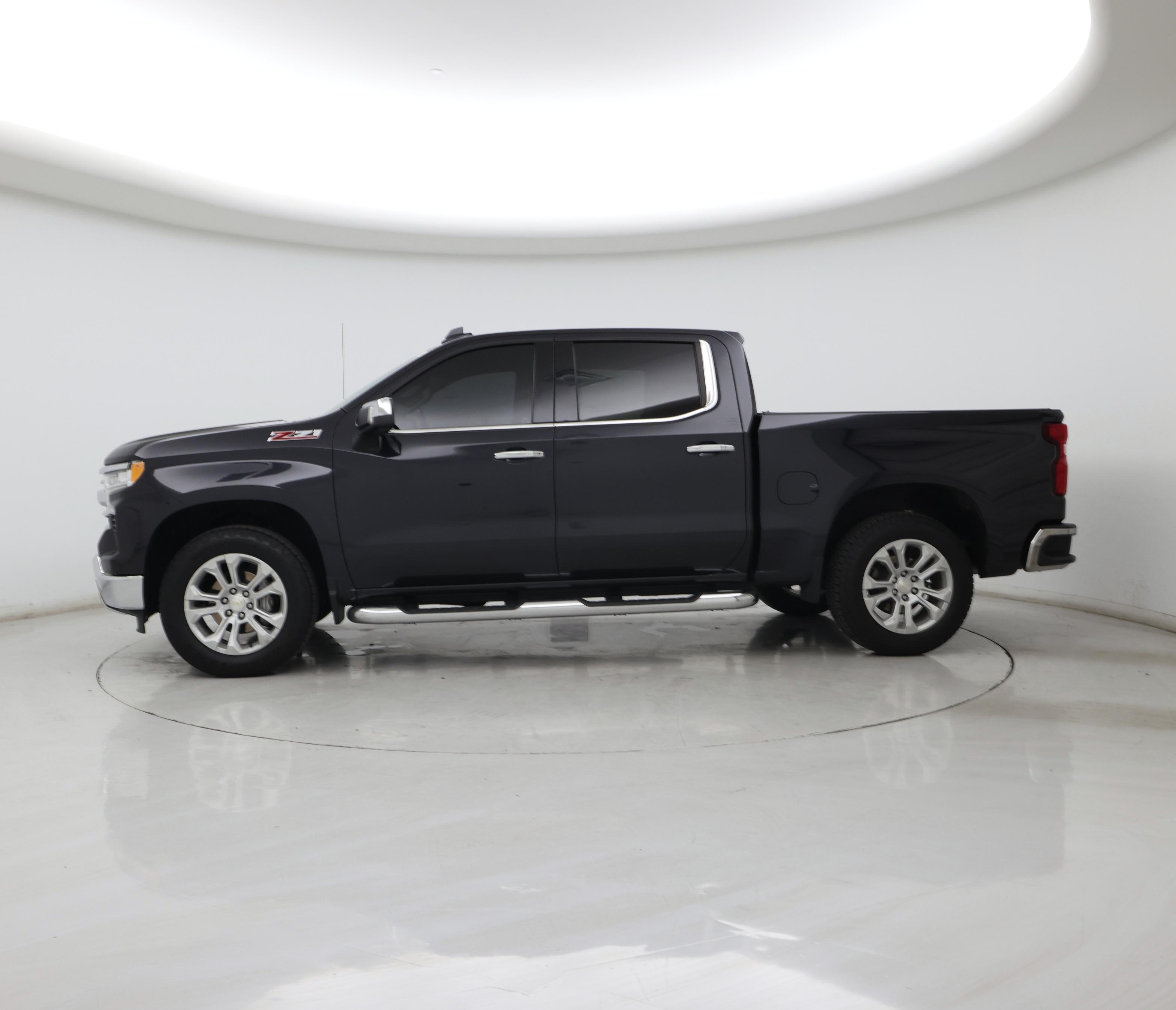 Thumbnail: 2022 Chevrolet Silverado 1500 - 3