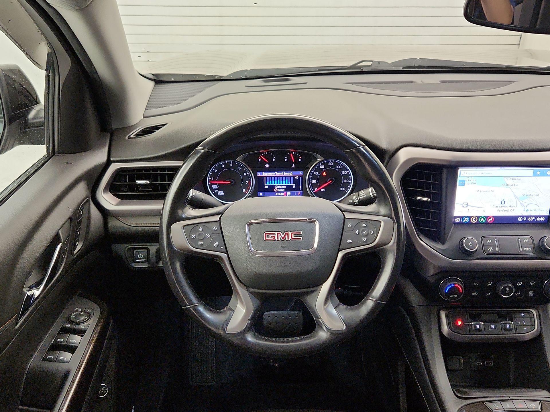 Thumbnail: 2022 GMC Acadia - 10