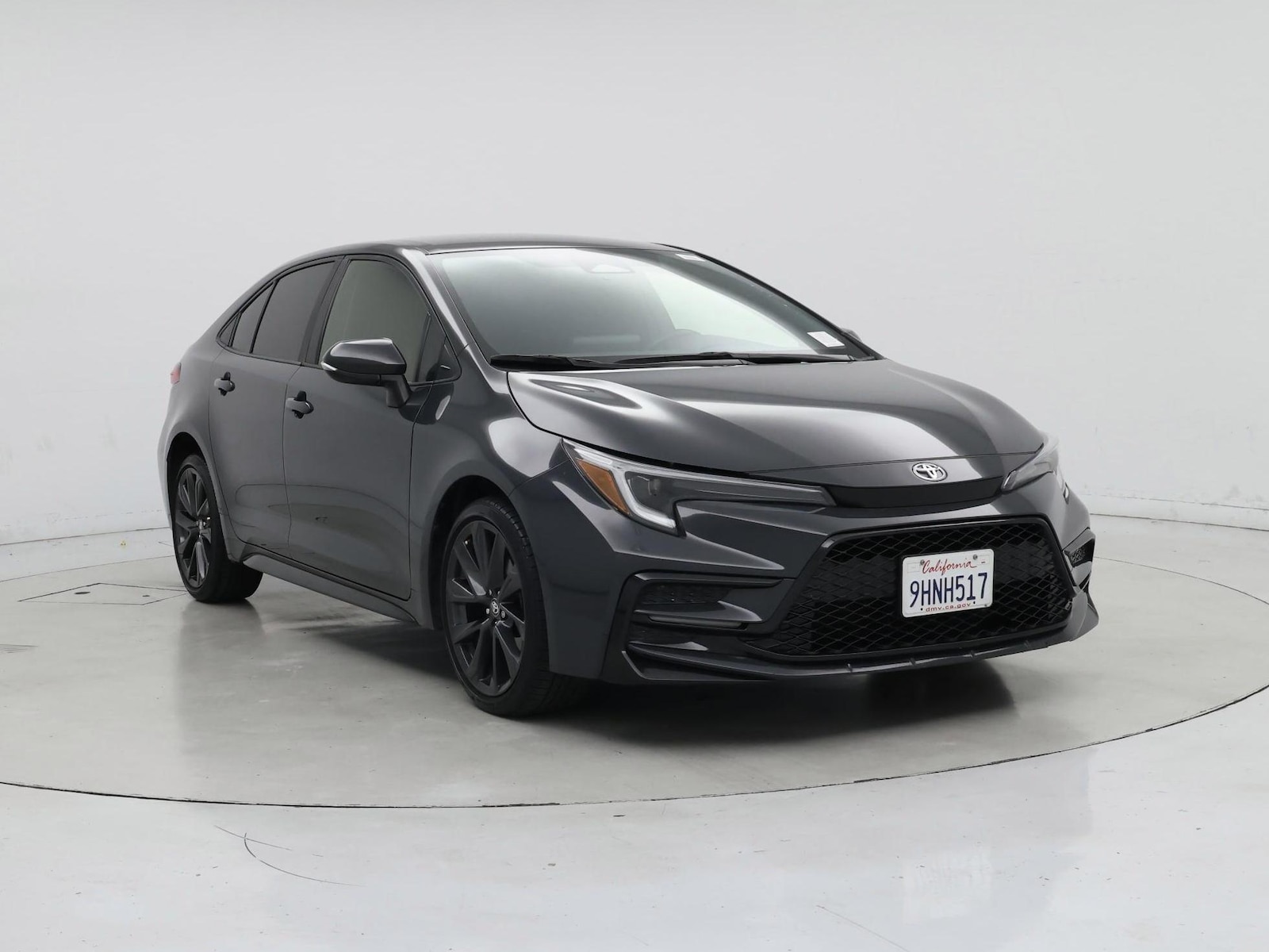 2023 Toyota Corolla SE - Photo 2