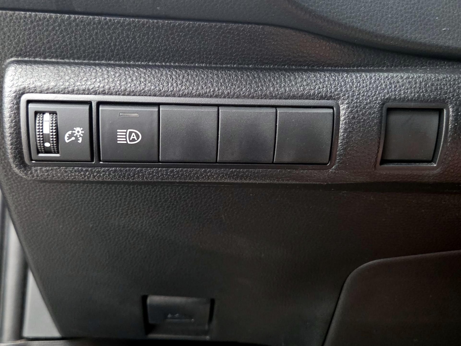 2023 Toyota Corolla SE - Photo 14