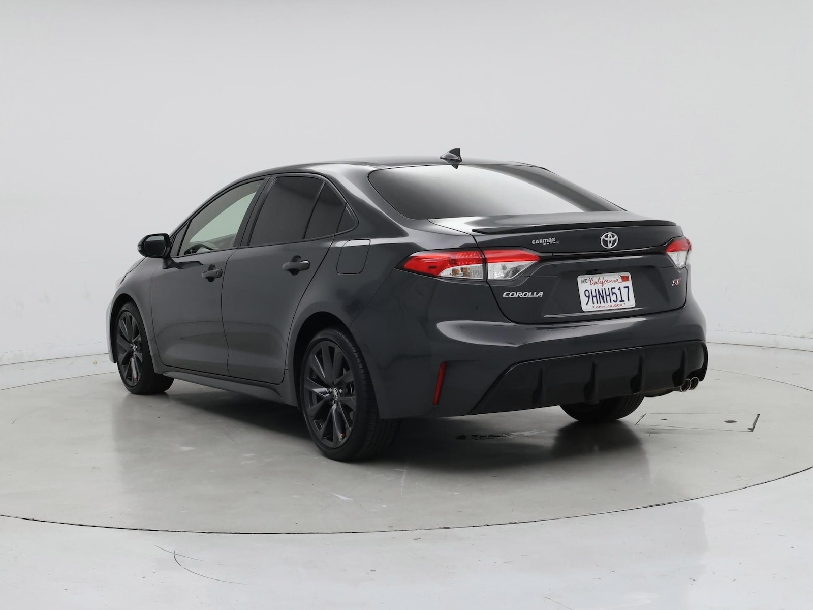 2023 Toyota Corolla SE - Photo 3