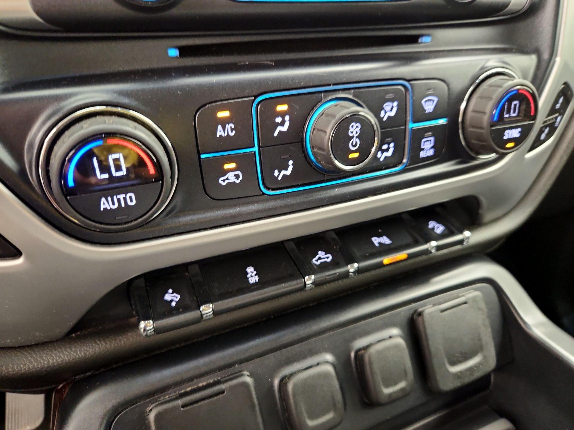 Thumbnail: 2017 GMC Sierra 1500 - 17