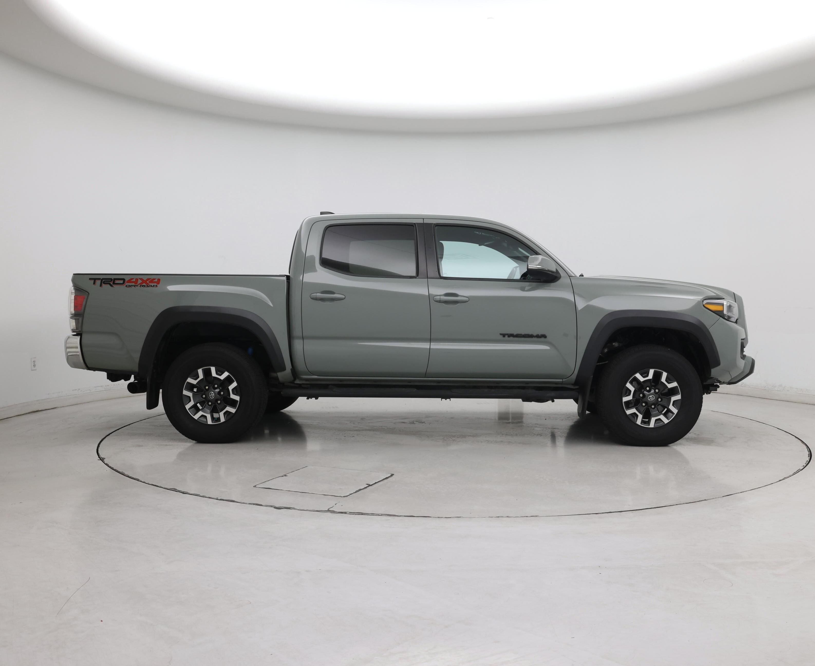 Thumbnail: 2022 Toyota Tacoma - 7