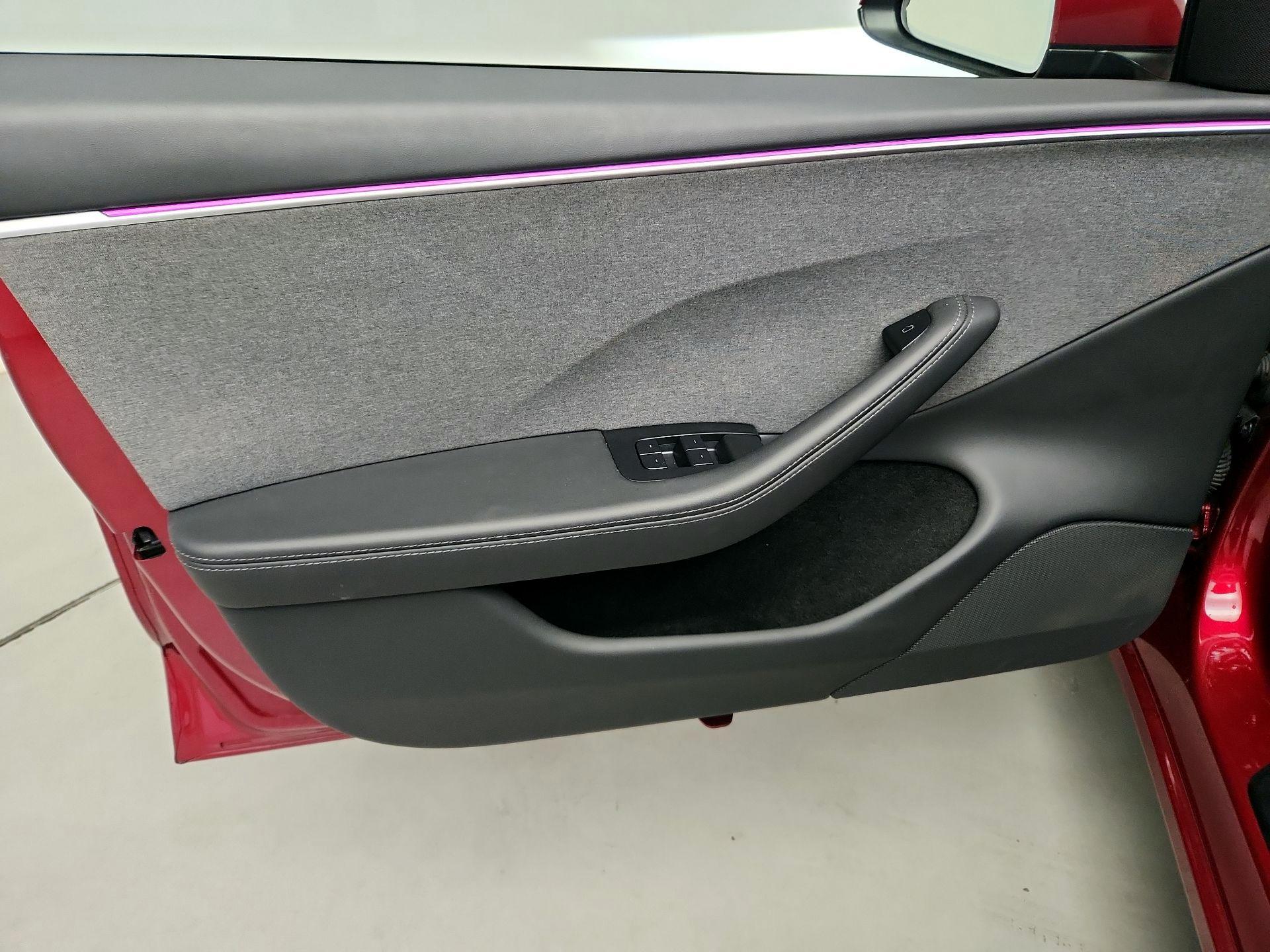 Thumbnail: 2025 Tesla Model 3 - 12