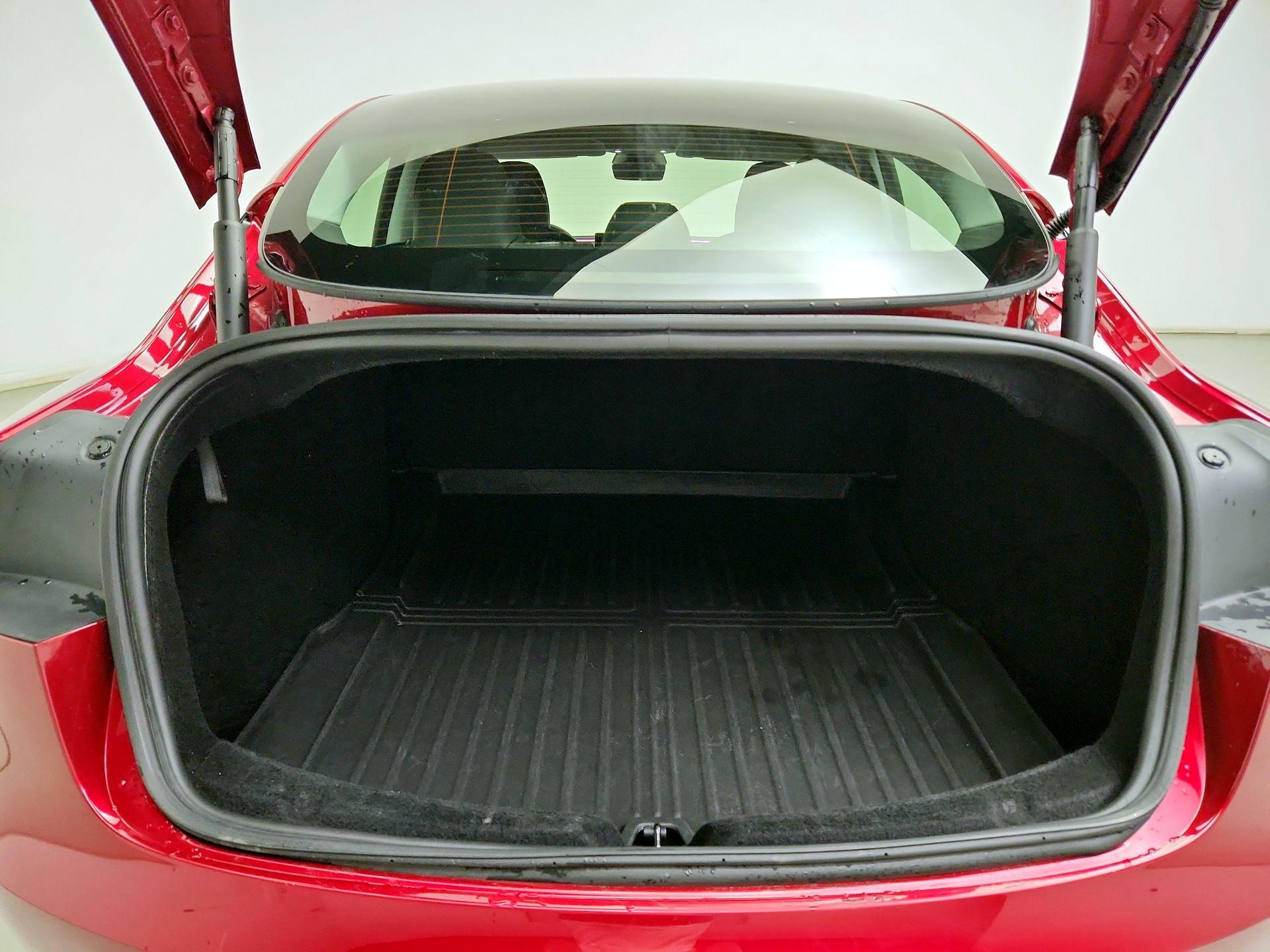 Thumbnail: 2025 Tesla Model 3 - 20