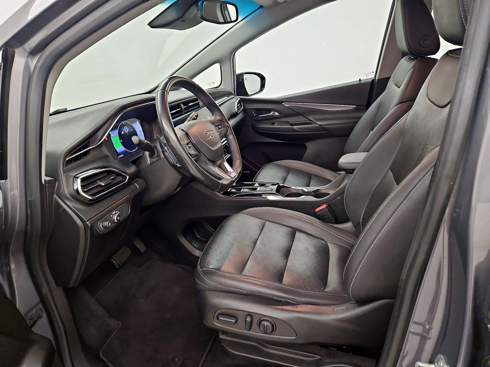 Thumbnail: 2022 Chevrolet Bolt EV - 11