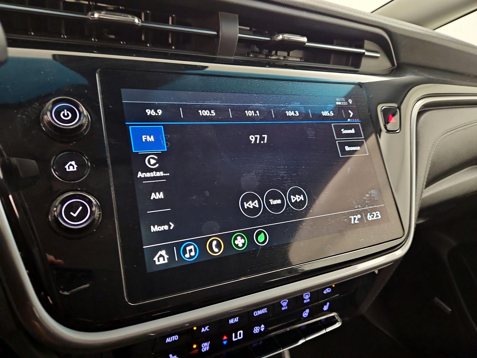 Thumbnail: 2022 Chevrolet Bolt EV - 15