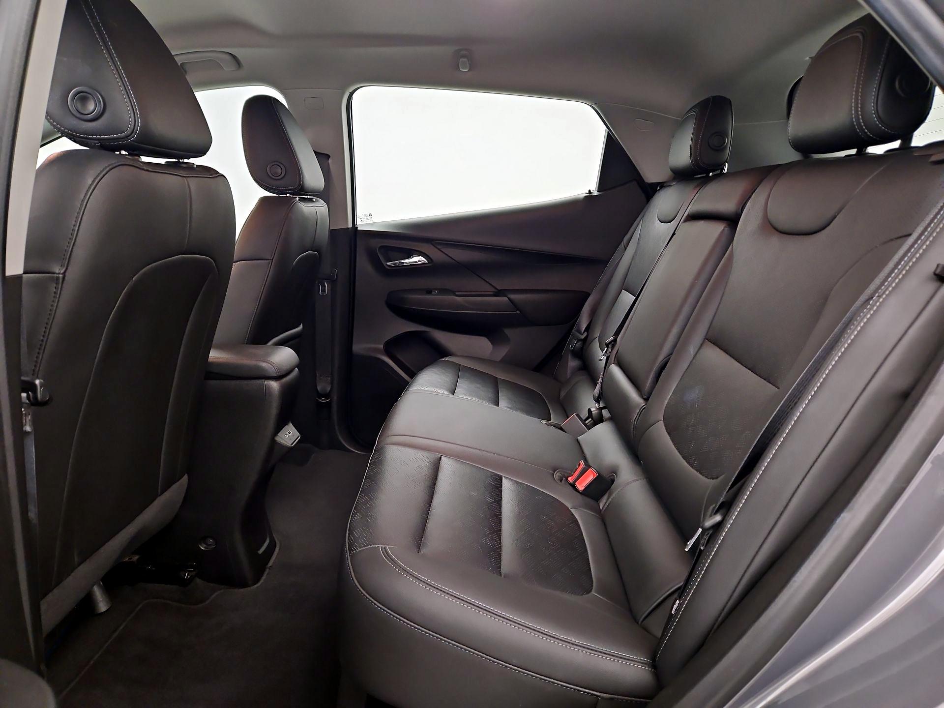 Thumbnail: 2022 Chevrolet Bolt EV - 19