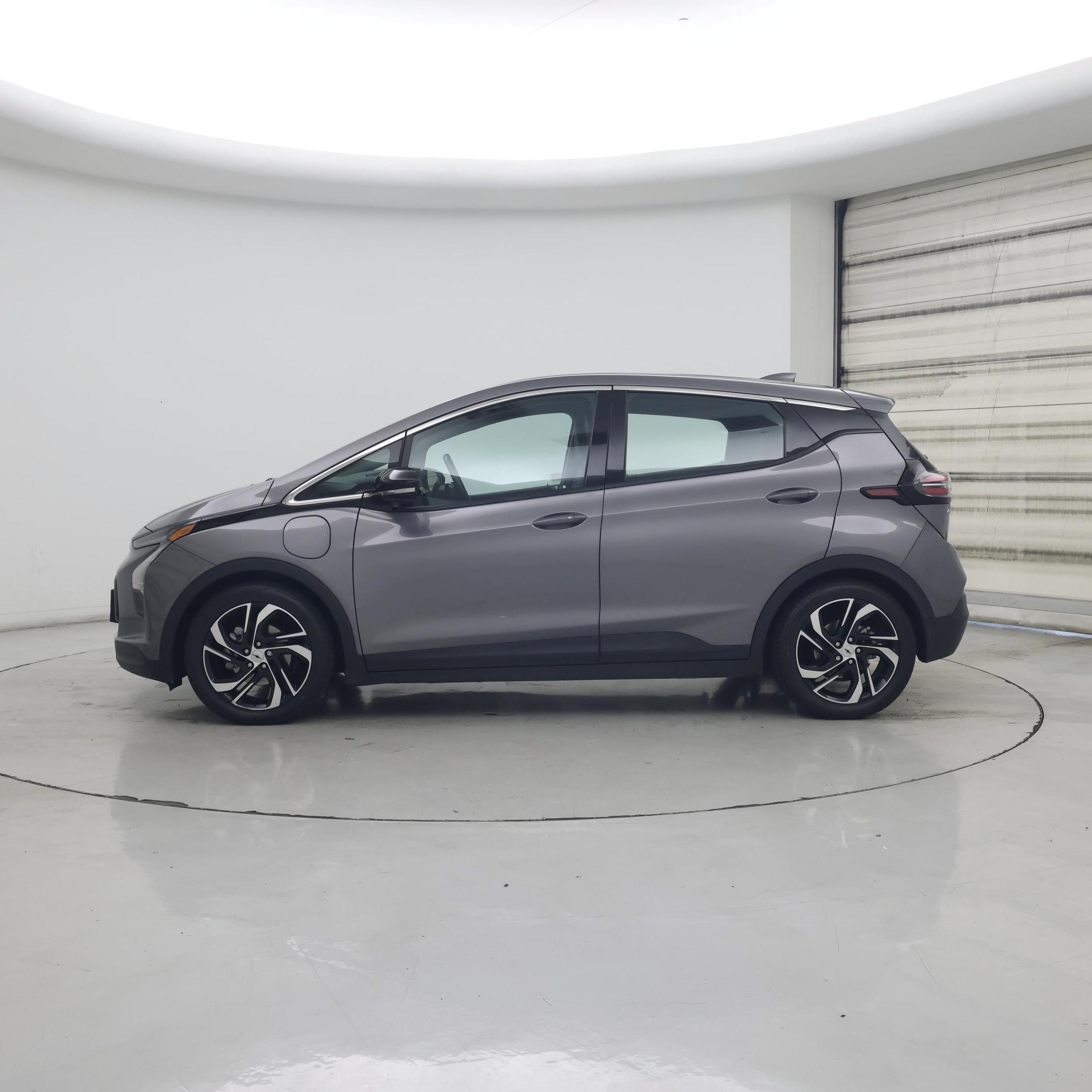 Thumbnail: 2022 Chevrolet Bolt EV - 3
