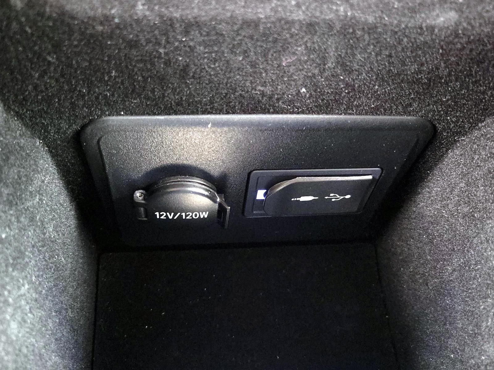 2015 Lexus LS L - Photo 19