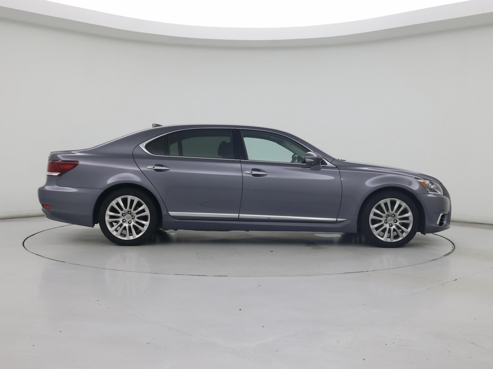 2015 Lexus LS L - Photo 8