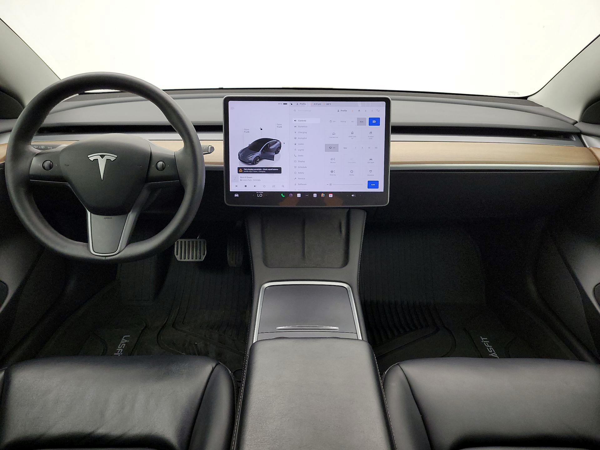 Thumbnail: 2023 Tesla Model 3 - 9