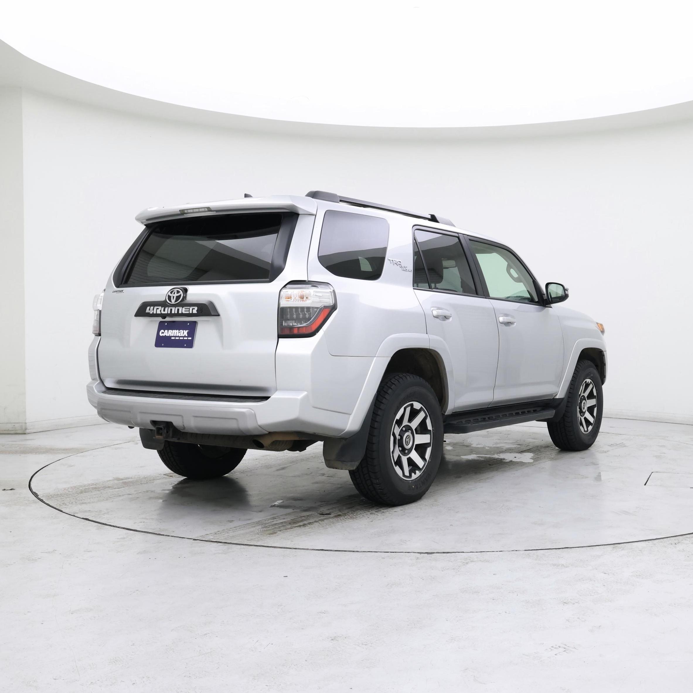 Thumbnail: 2021 Toyota 4Runner - 8