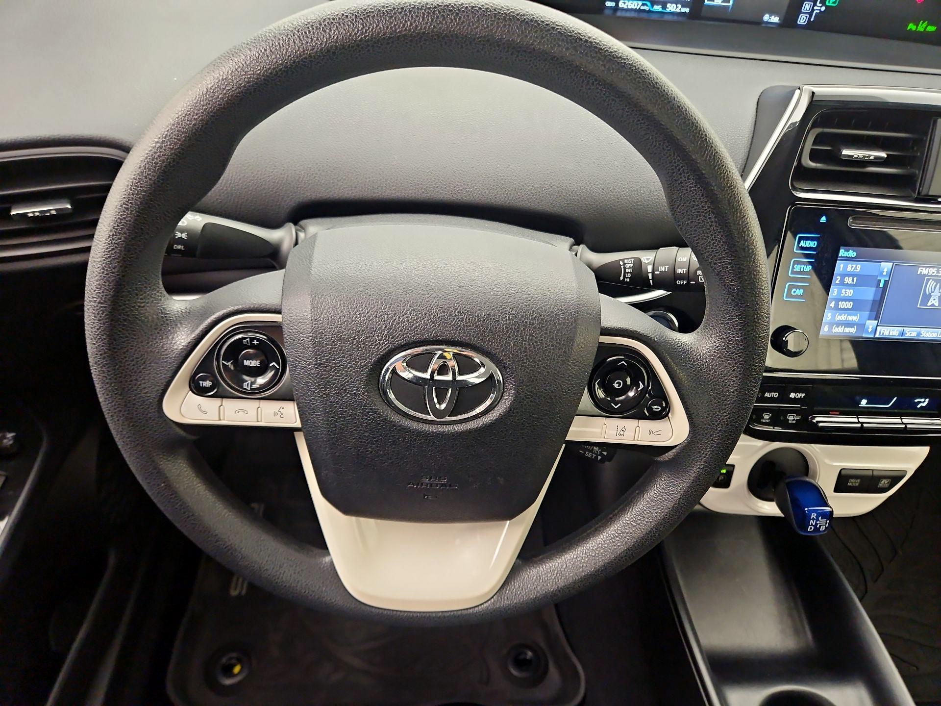 Thumbnail: 2018 Toyota Prius - 10