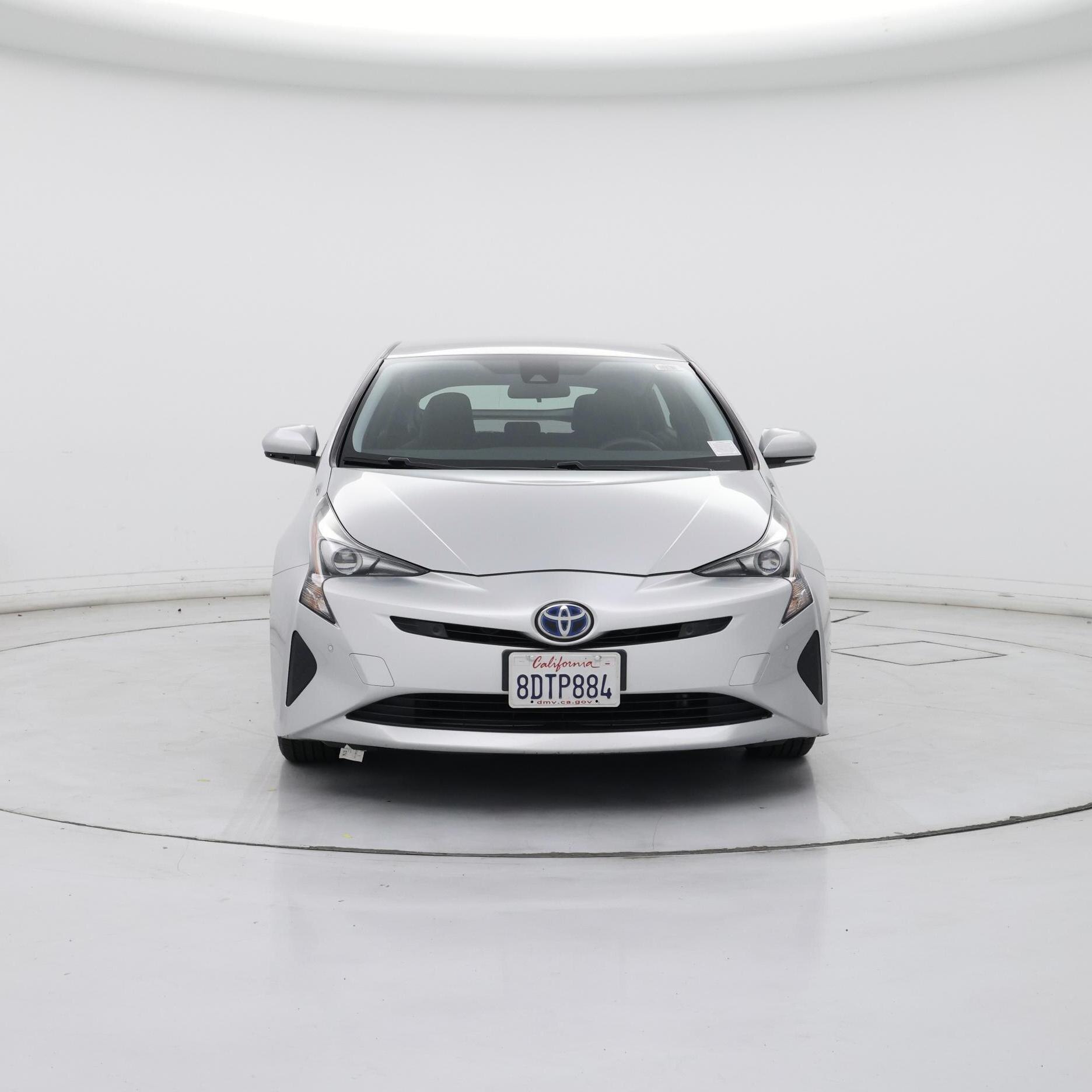 Thumbnail: 2018 Toyota Prius - 5