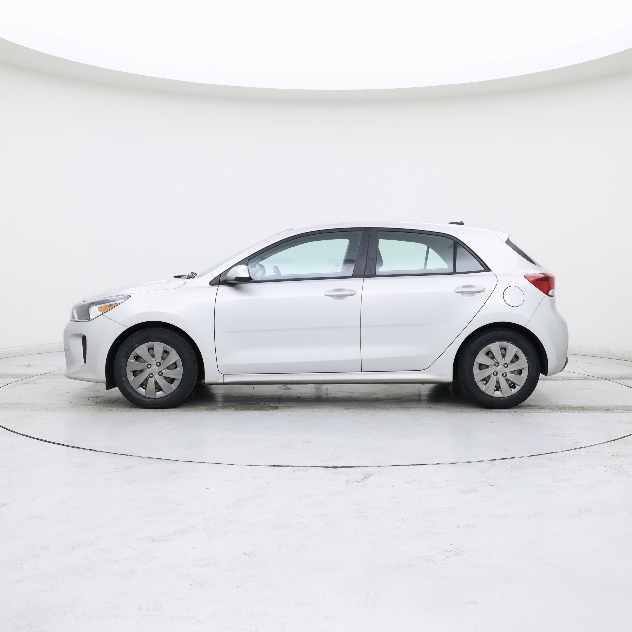 Thumbnail: 2020 Kia Rio5 - 3