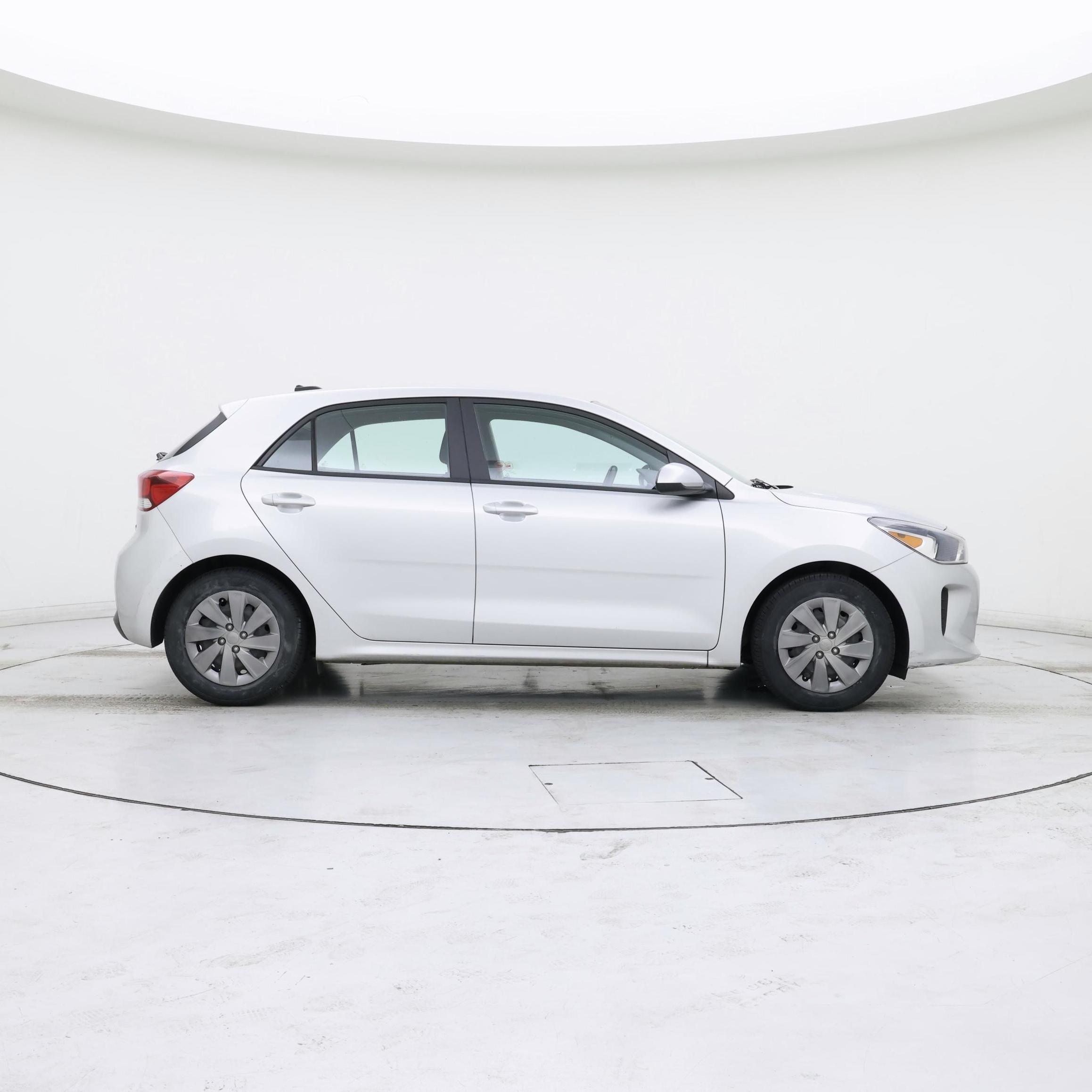 Thumbnail: 2020 Kia Rio5 - 7