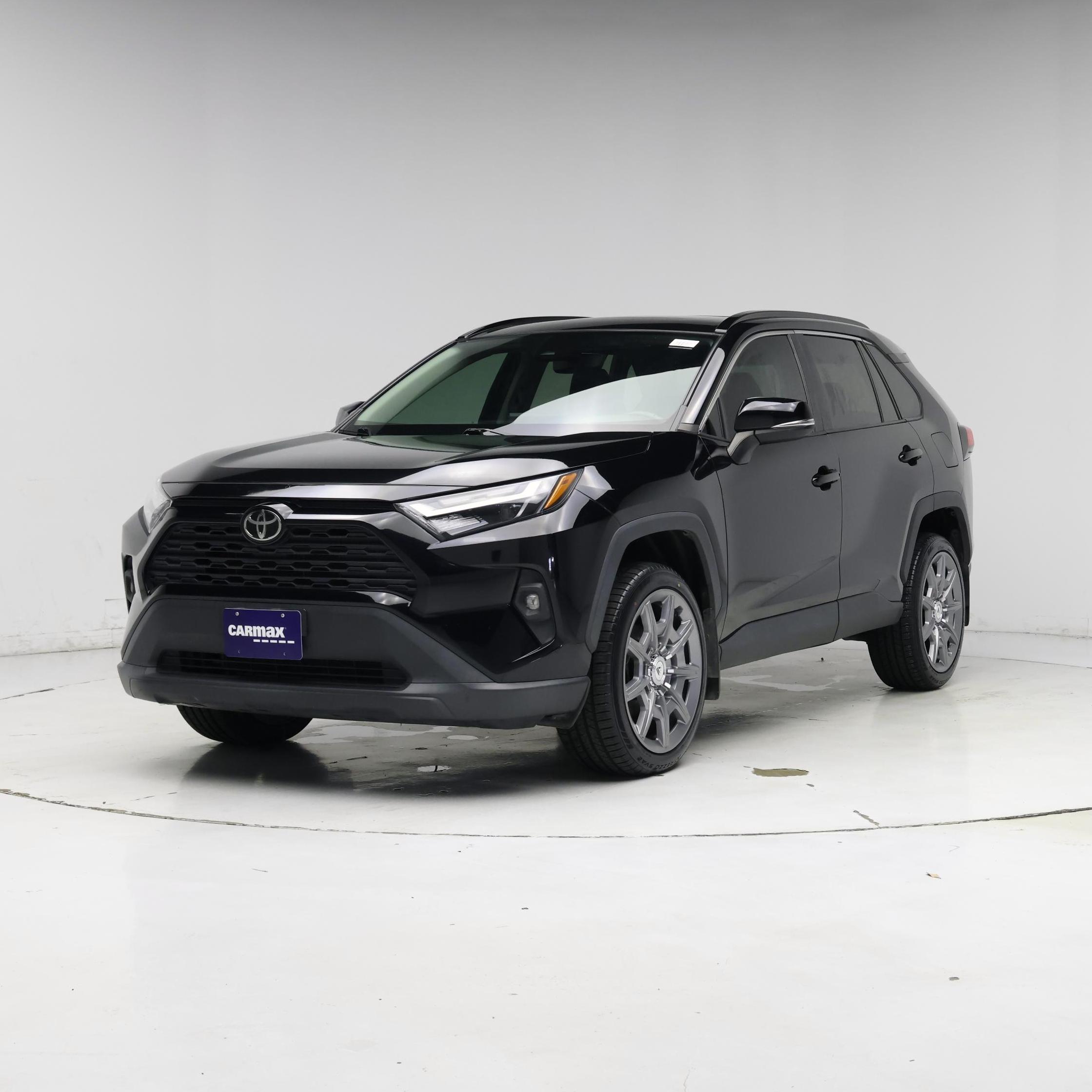 Thumbnail: 2022 Toyota RAV4 - 4