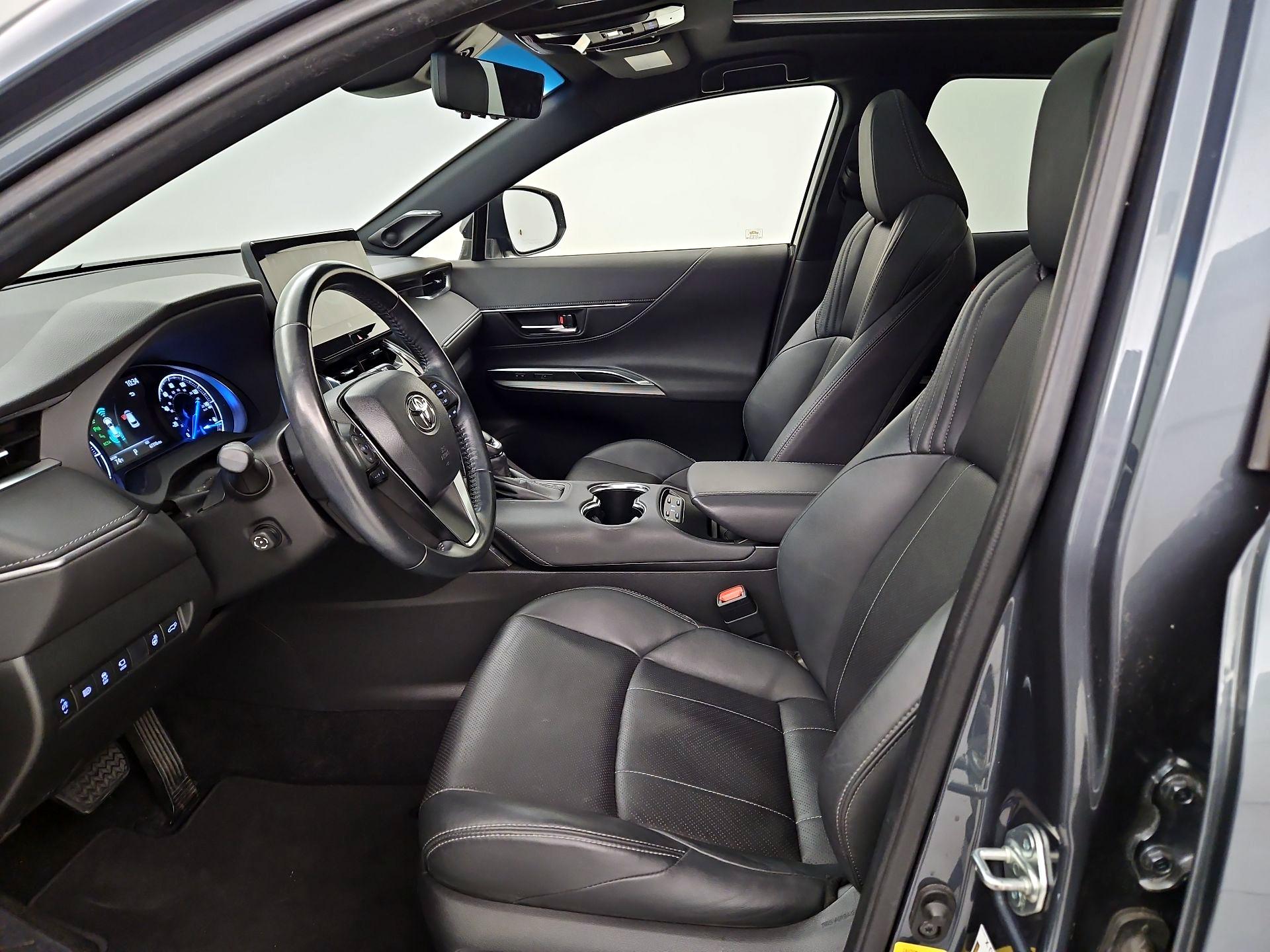 Thumbnail: 2021 Toyota Venza - 11