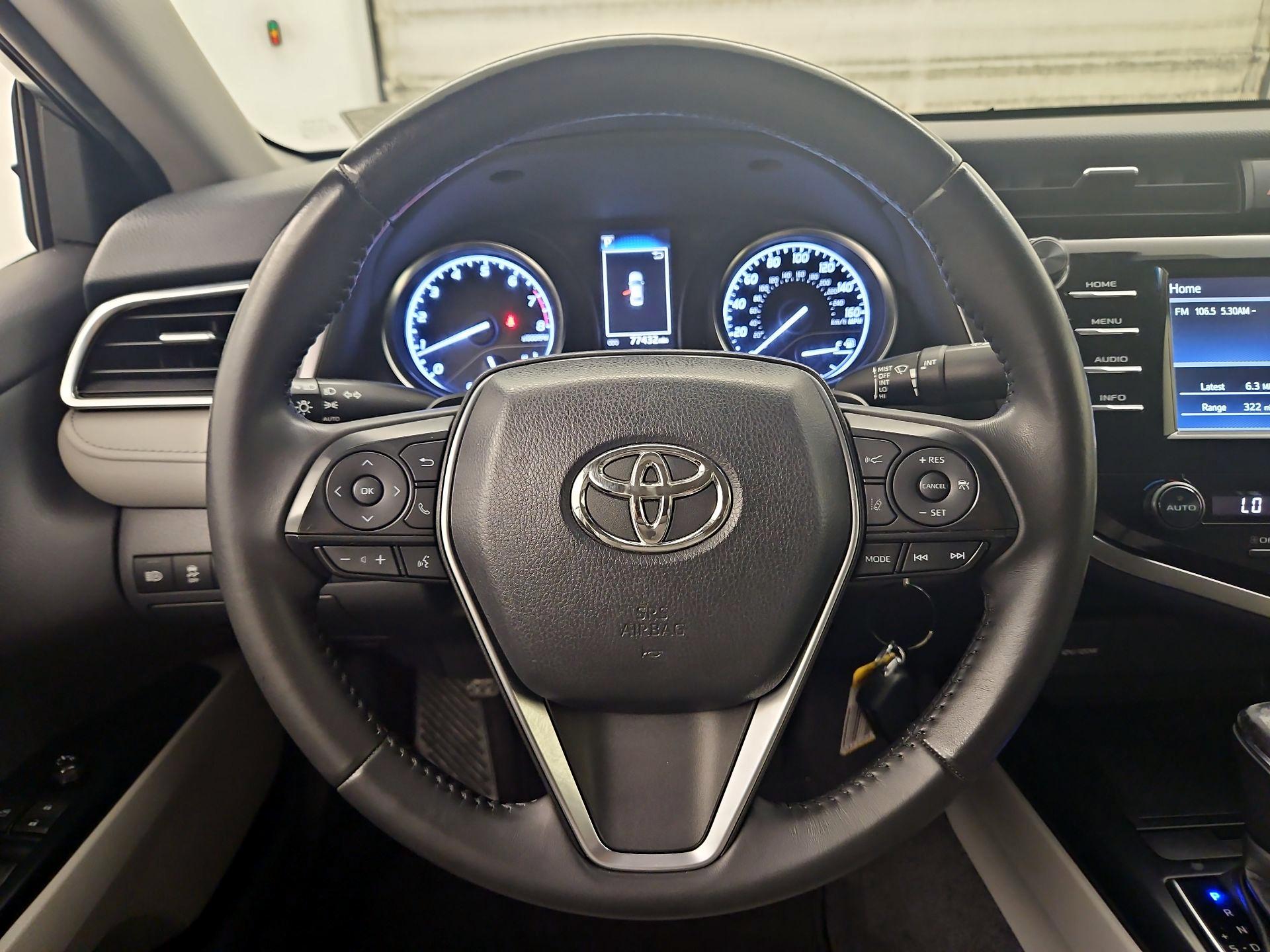 Thumbnail: 2018 Toyota Camry - 10