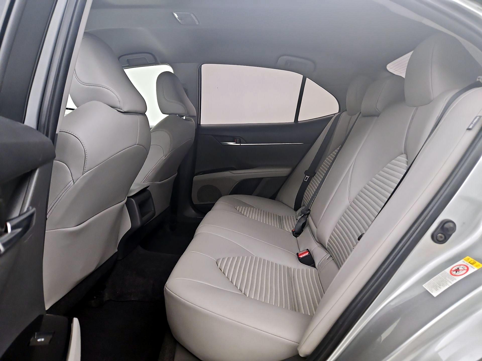 Thumbnail: 2018 Toyota Camry - 19