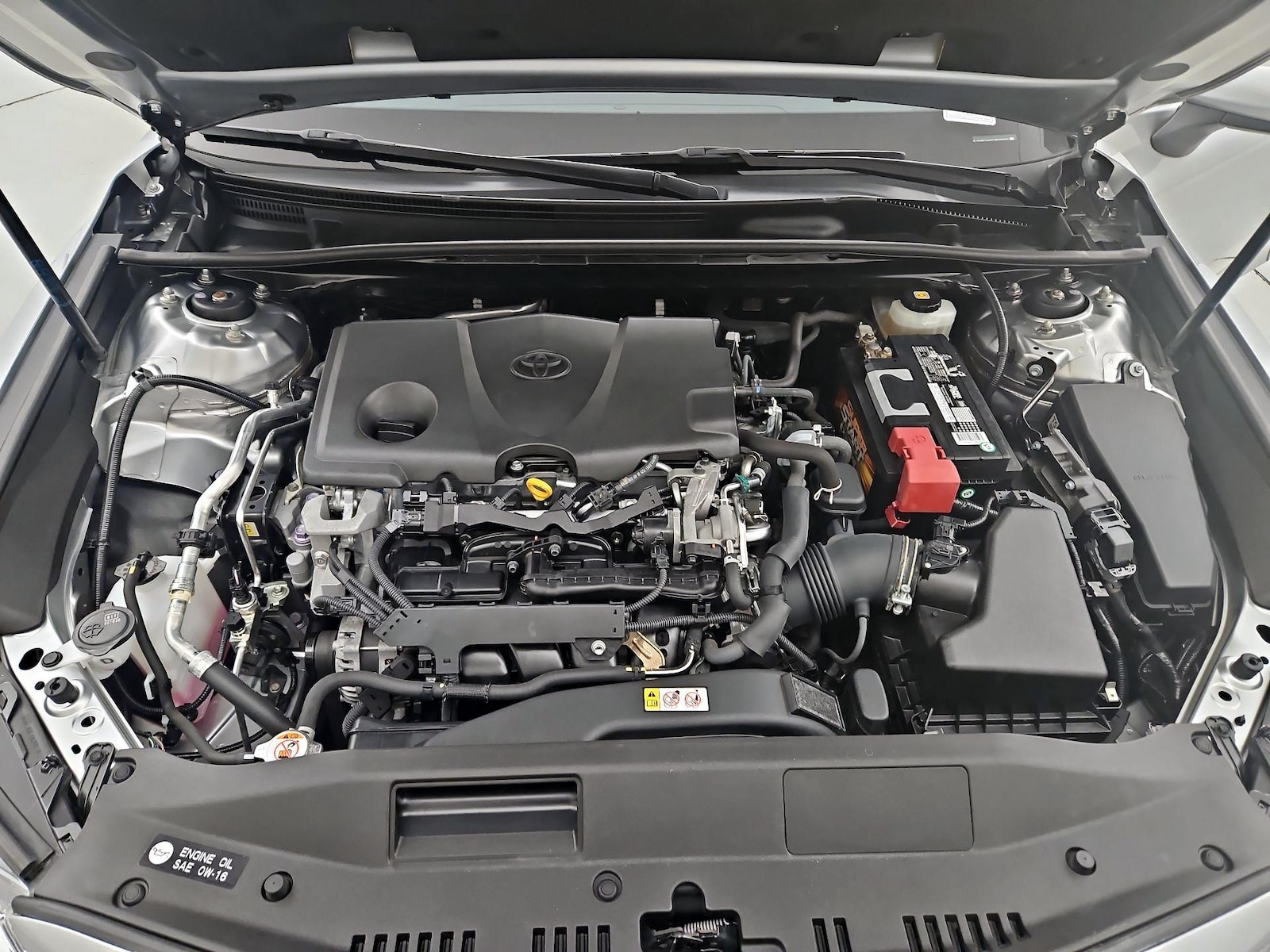 2018 Toyota Camry SE - Photo 23