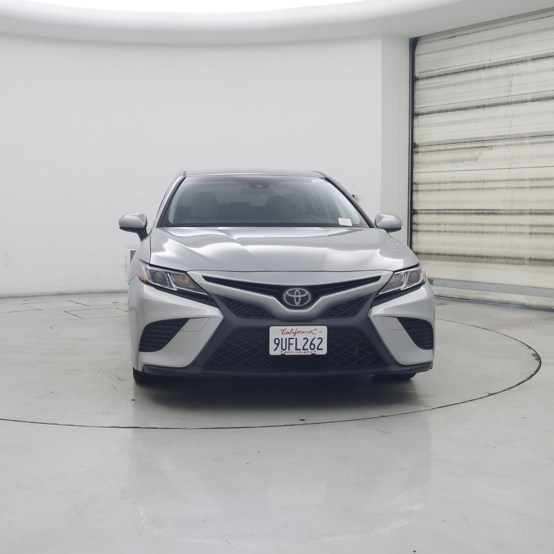 Thumbnail: 2018 Toyota Camry - 5