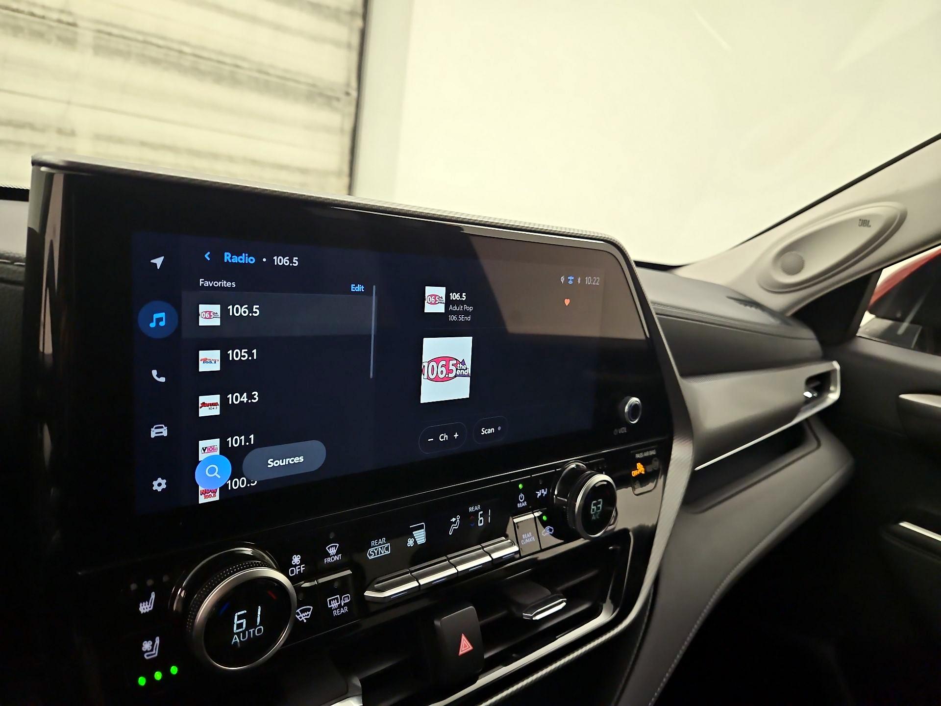 Thumbnail: 2026 Toyota Highlander - 16