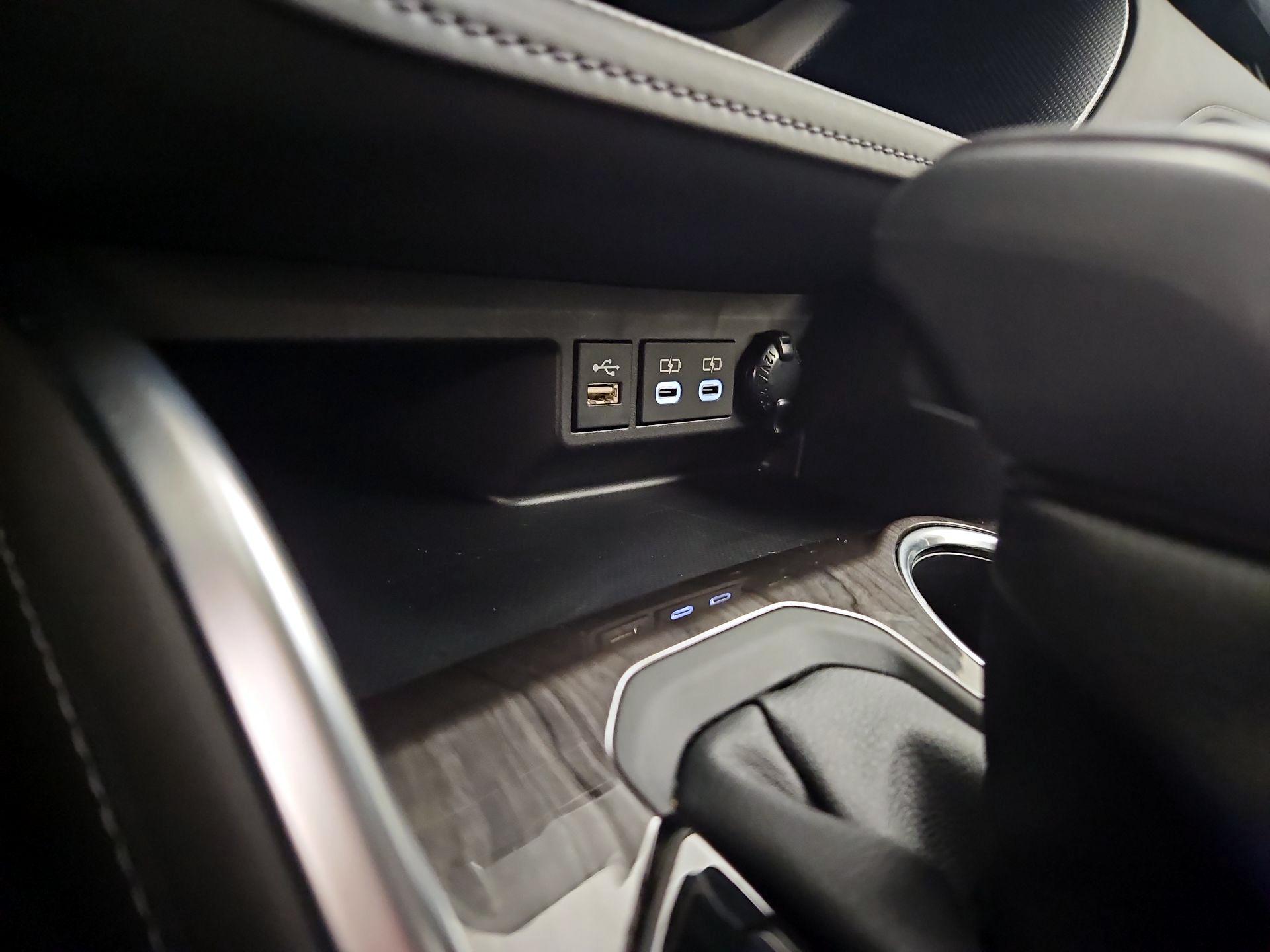 Thumbnail: 2026 Toyota Highlander - 19