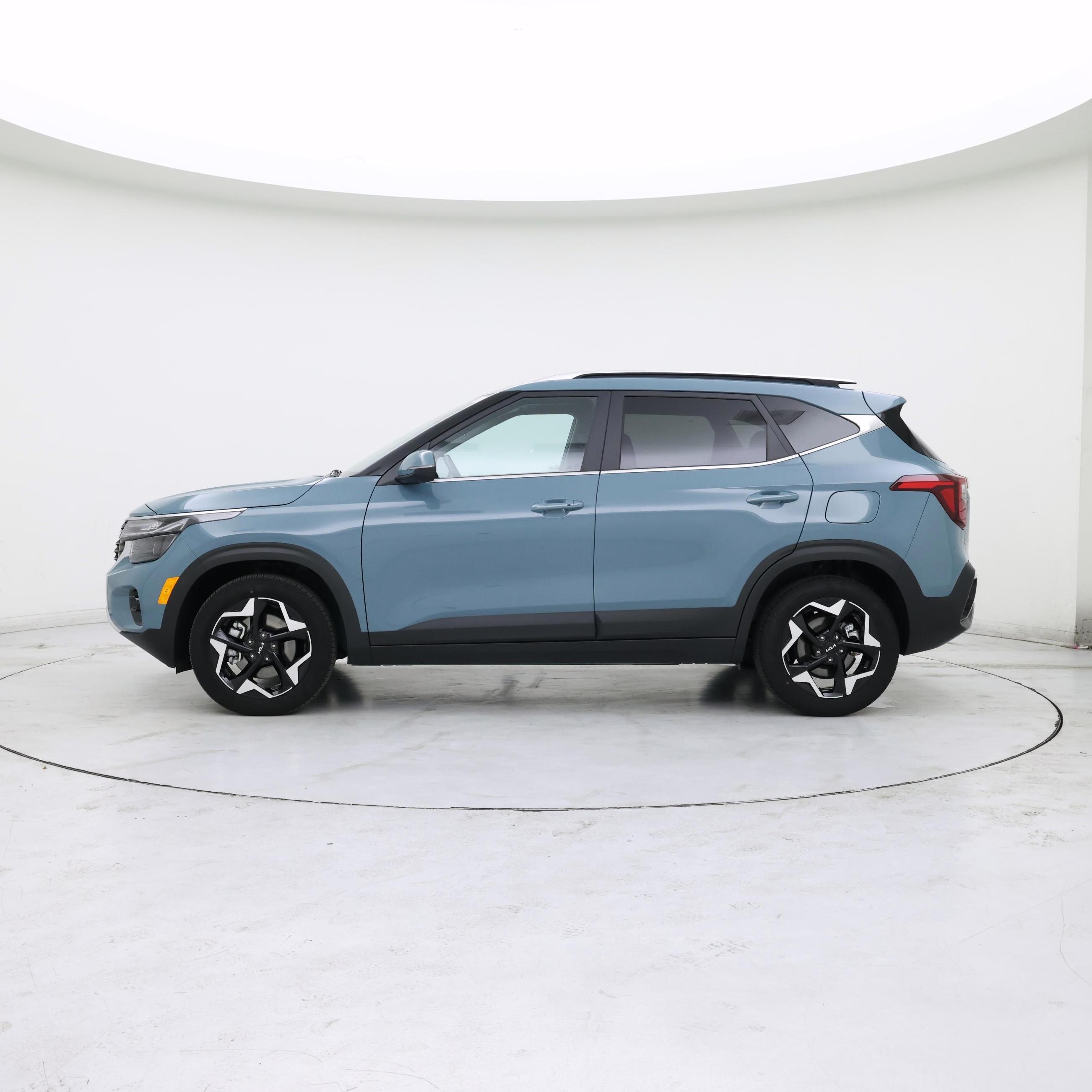 Thumbnail: 2025 Kia Seltos - 3
