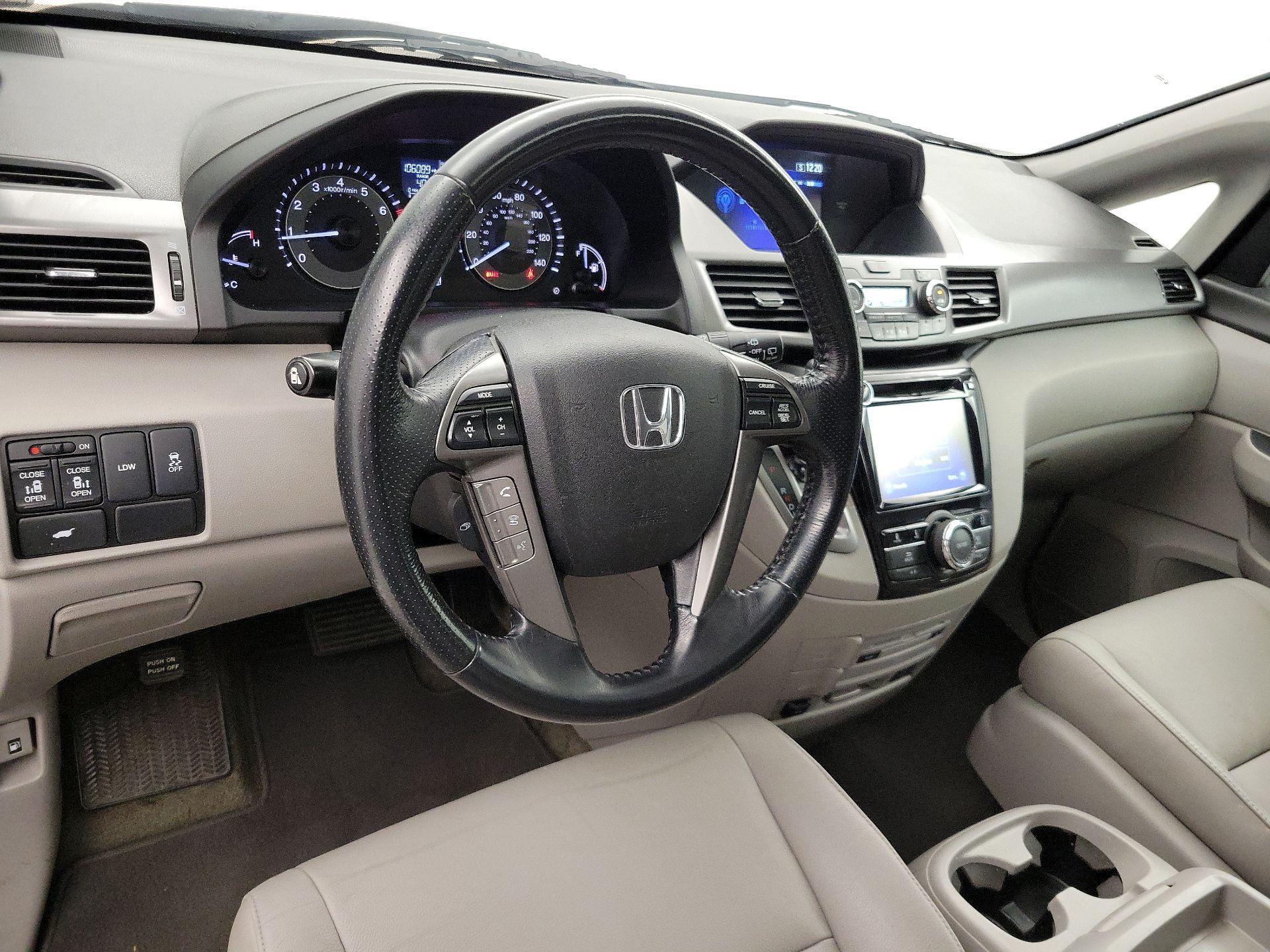 Thumbnail: 2017 Honda Odyssey - 9