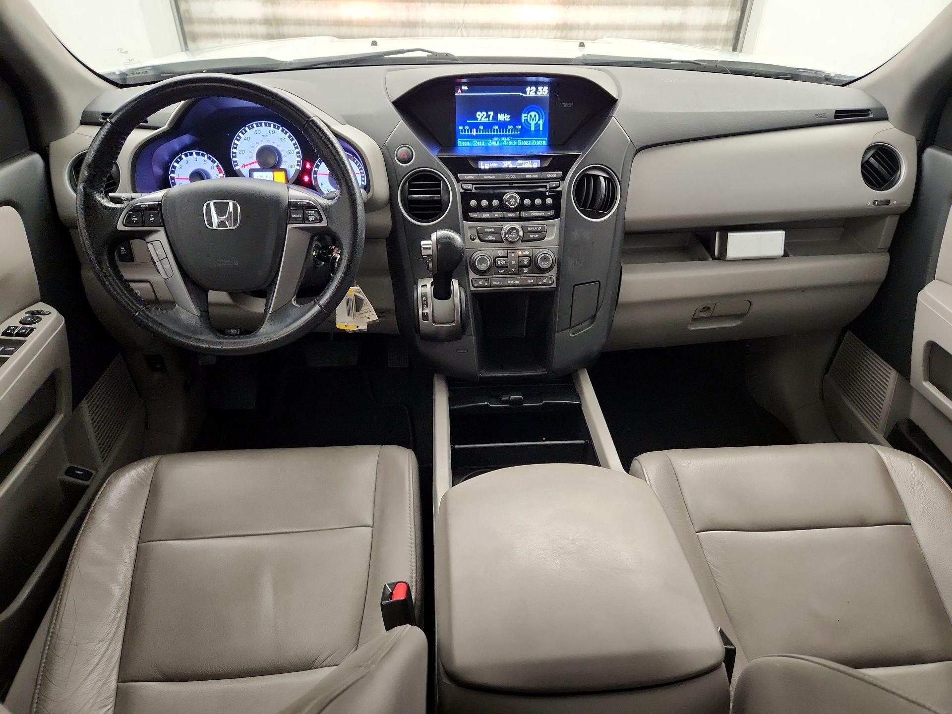 Thumbnail: 2015 Honda Pilot - 9