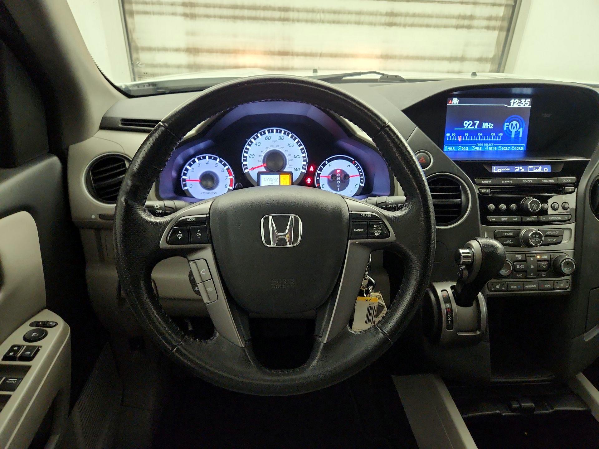 Thumbnail: 2015 Honda Pilot - 10