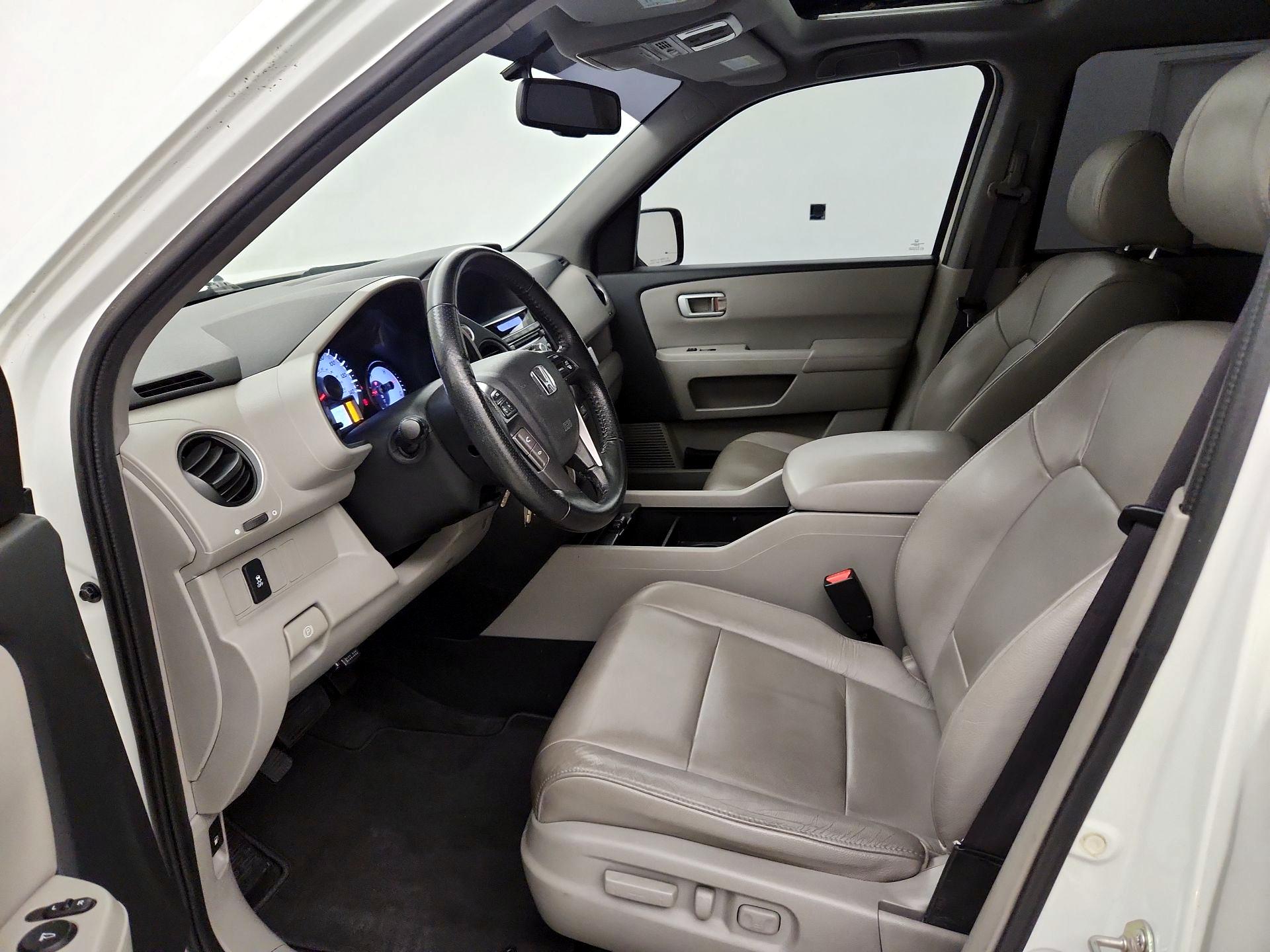 Thumbnail: 2015 Honda Pilot - 11