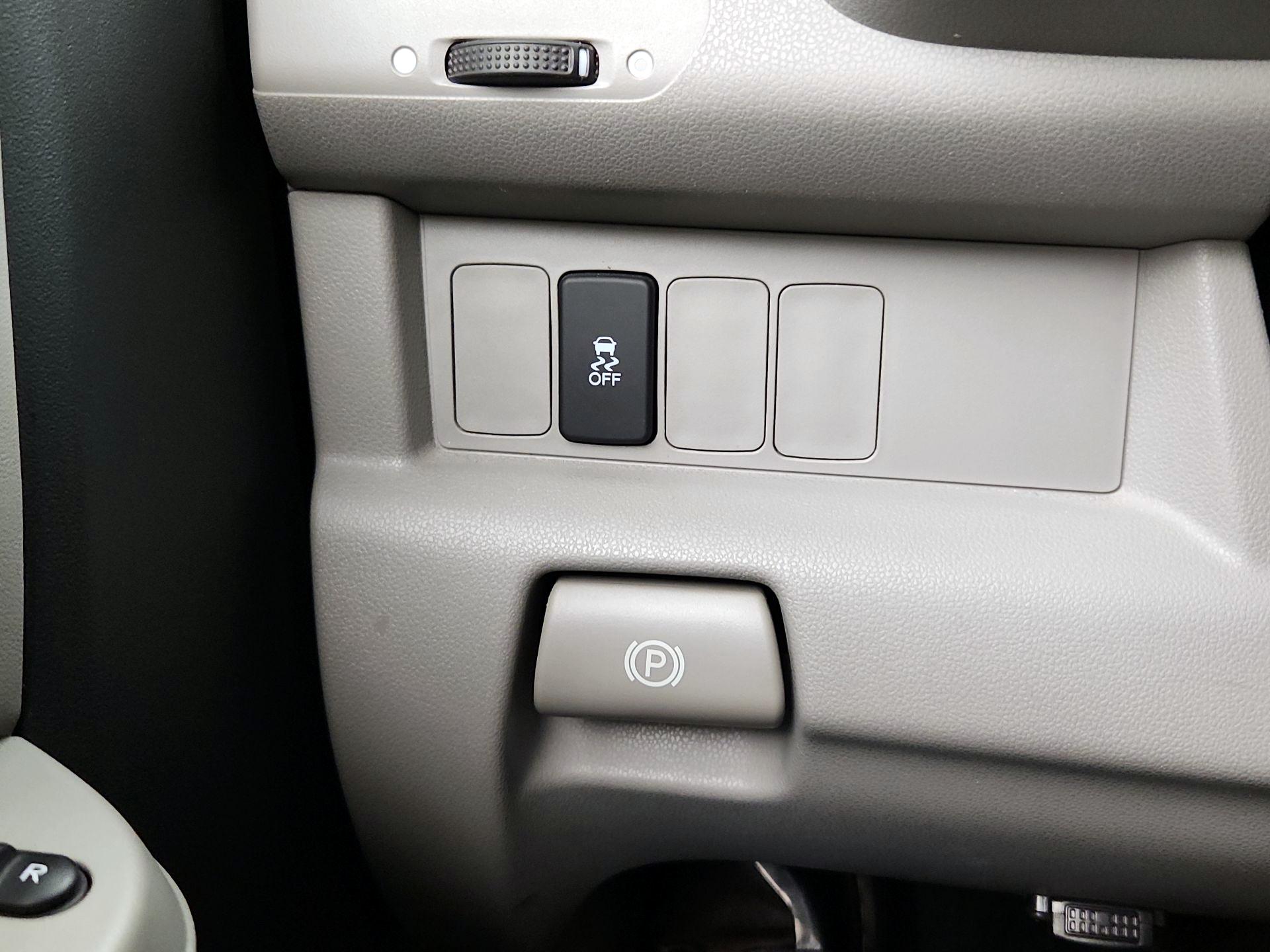 Thumbnail: 2015 Honda Pilot - 13