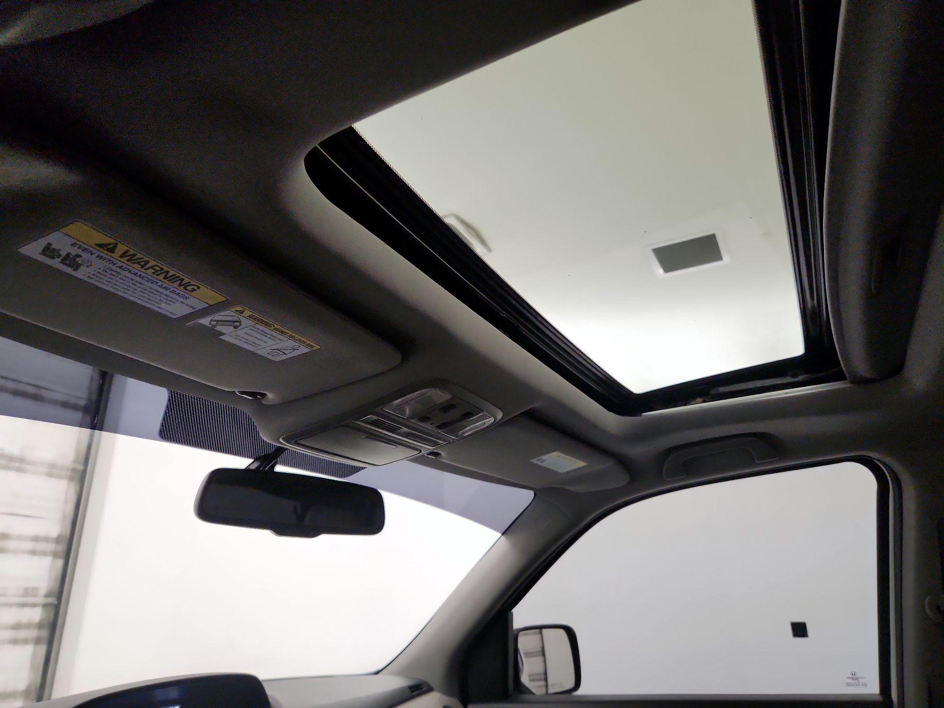 Thumbnail: 2015 Honda Pilot - 19