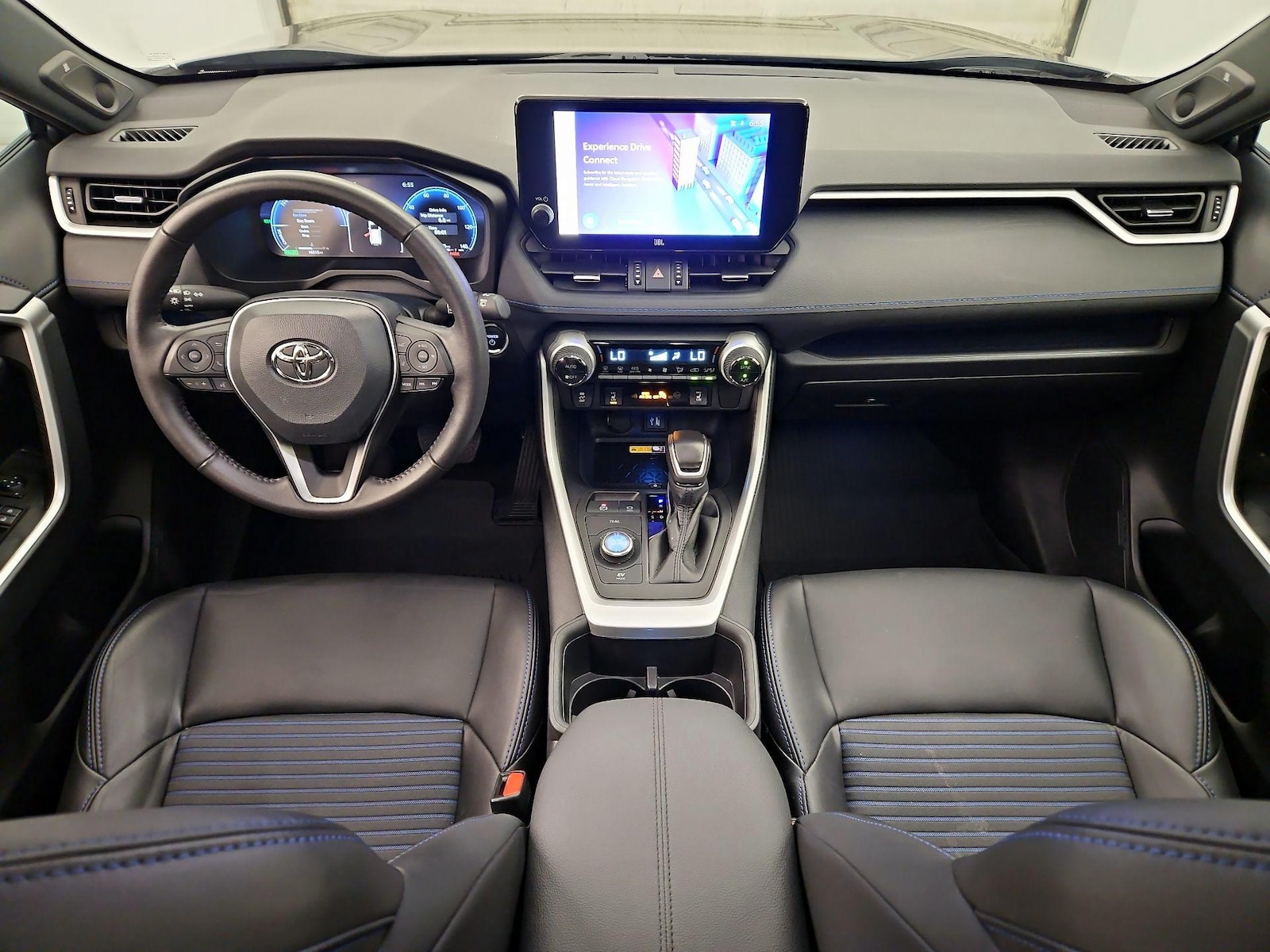 2024 Toyota RAV4 XSE - Photo 10