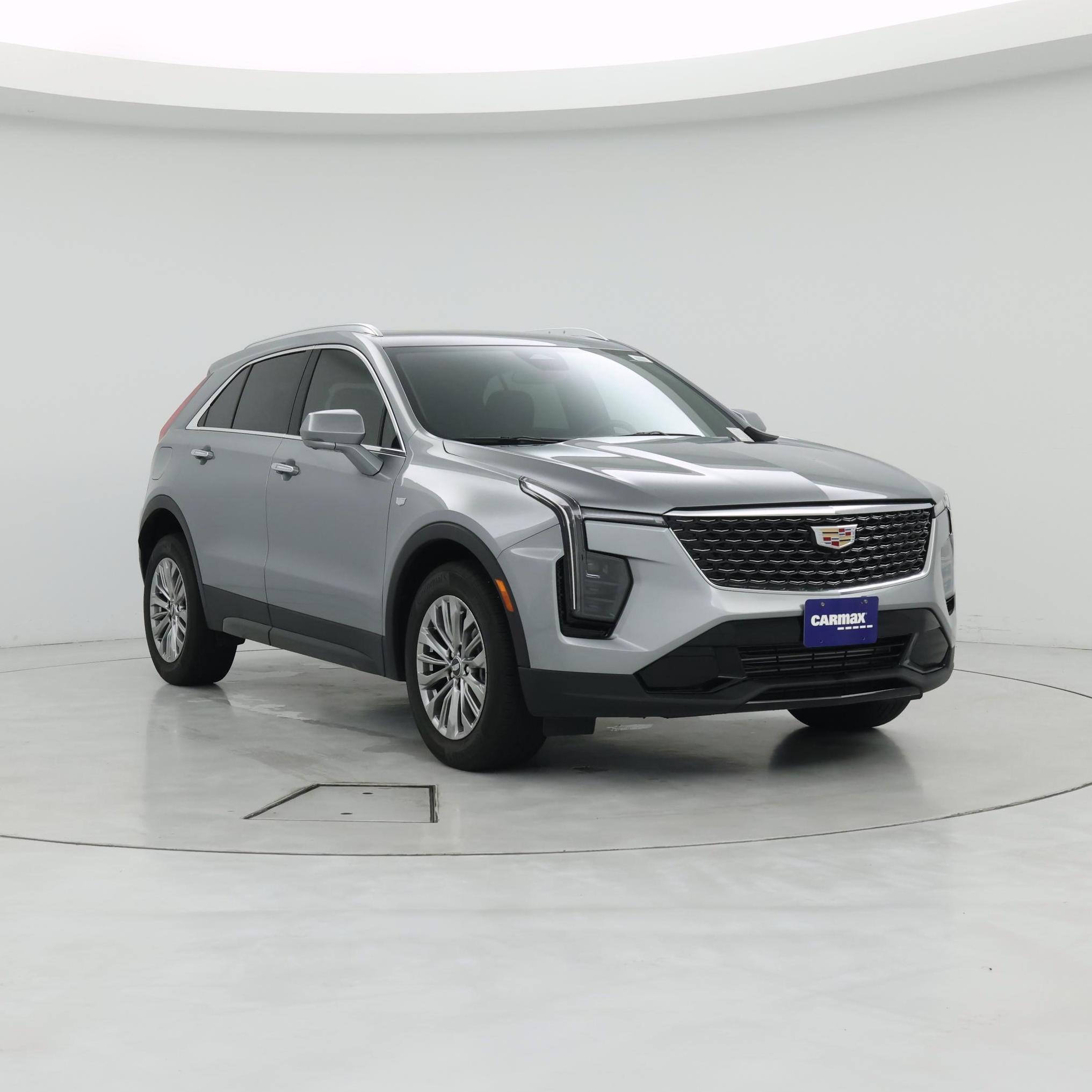 Silver 2024 Cadillac XT4 SUV / Crossover Front-Wheel Drive Automatic