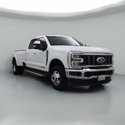 2023 Ford F350 Lariat
