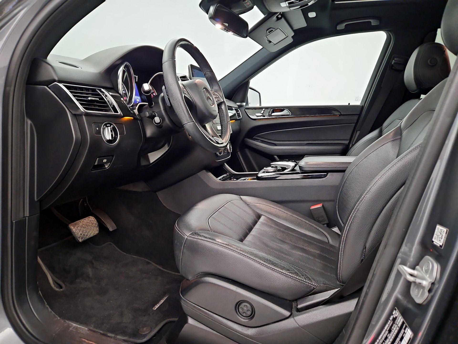 Thumbnail: 2017 Mercedes-Benz GLE - 11