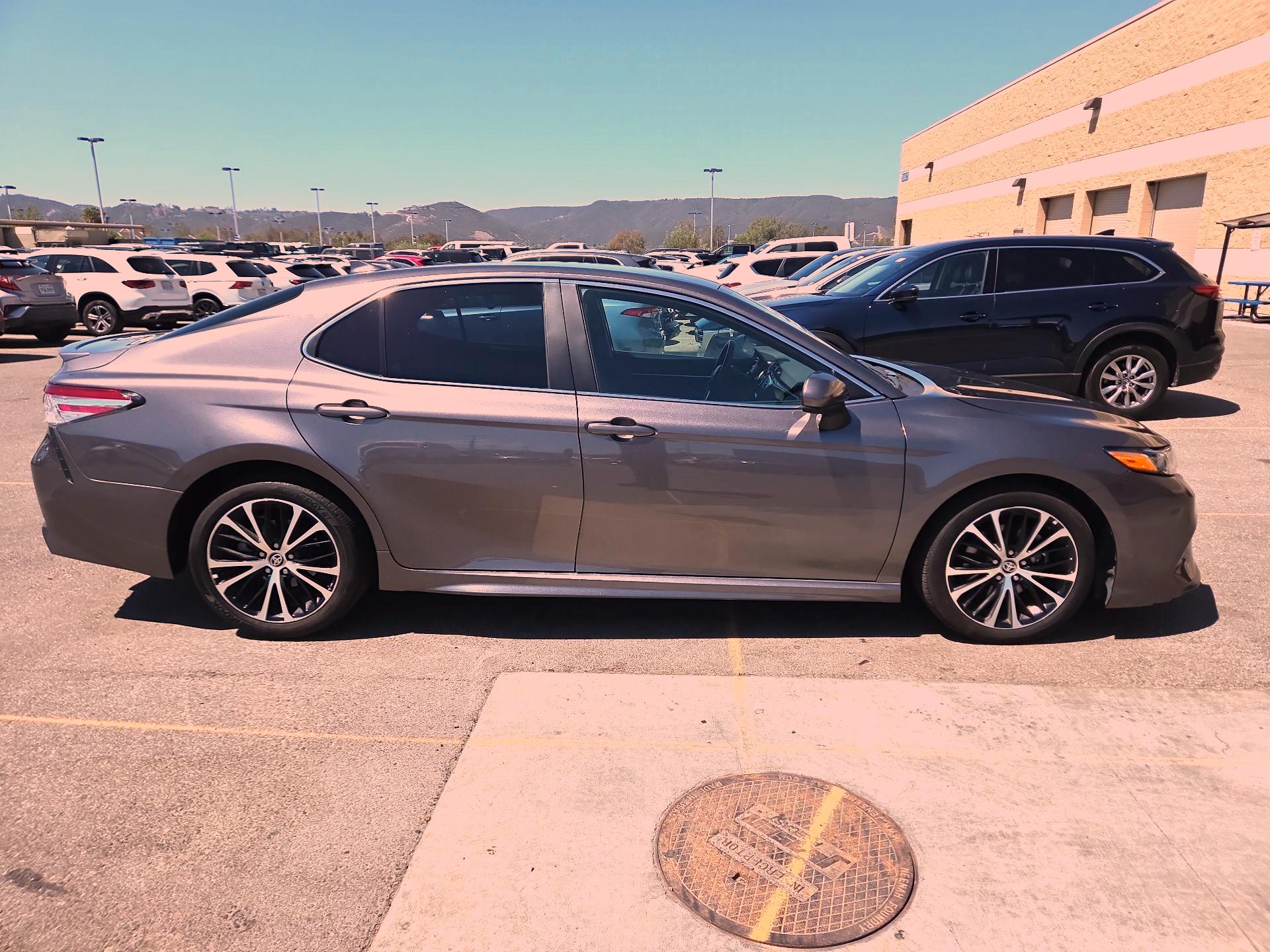 Thumbnail: 2020 Toyota Camry - 4
