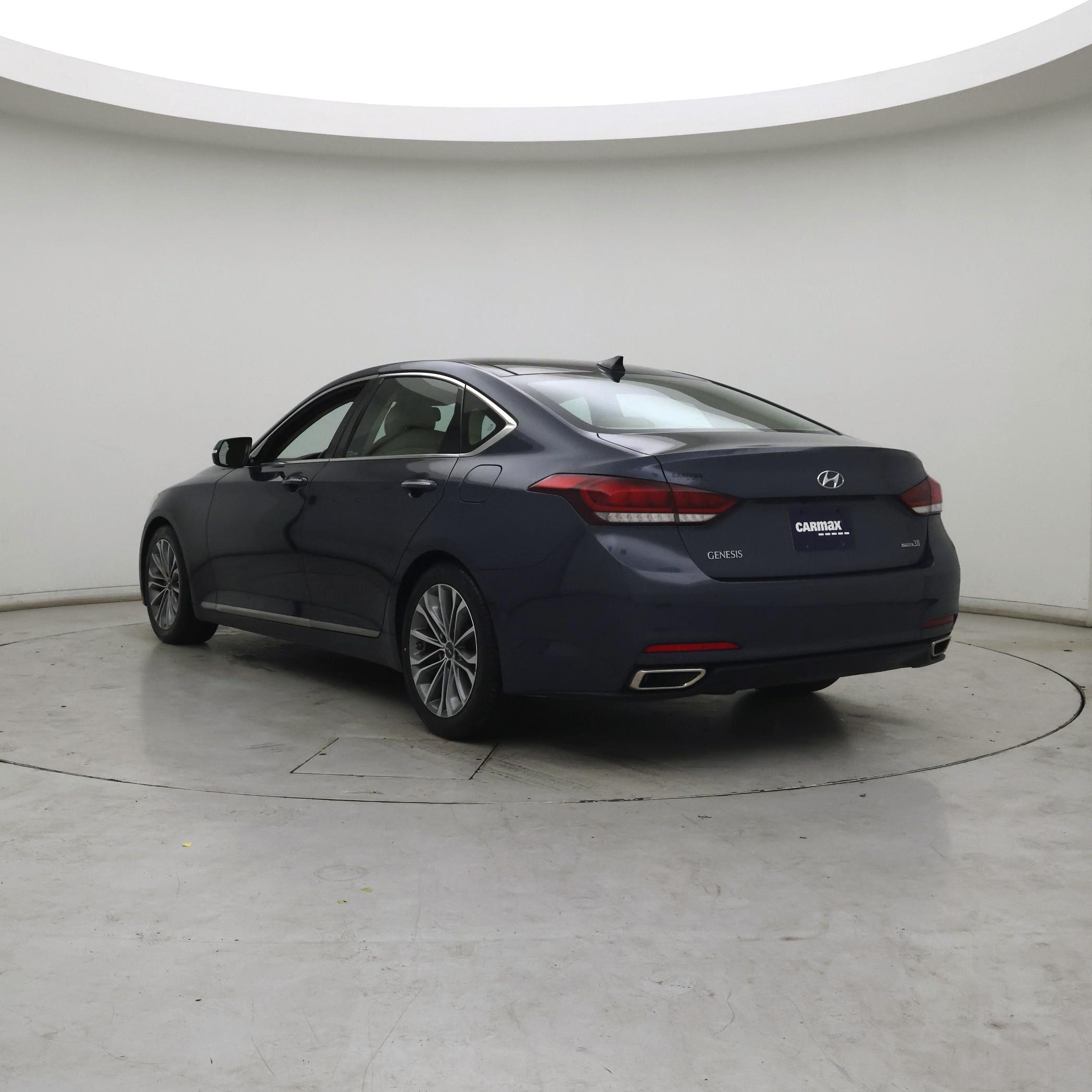Thumbnail: 2016 Hyundai Genesis - 2