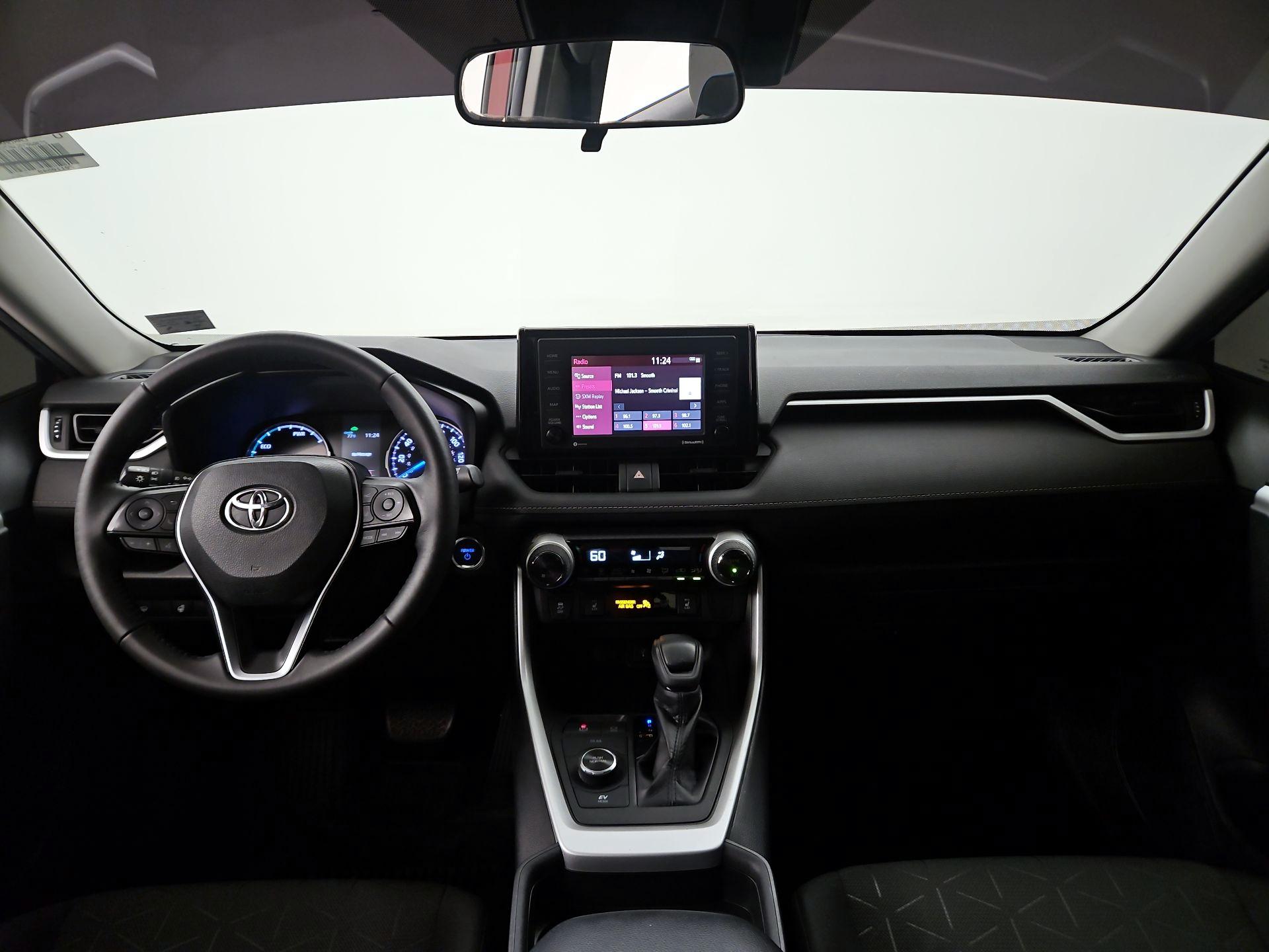 Thumbnail: 2020 Toyota RAV4 - 9