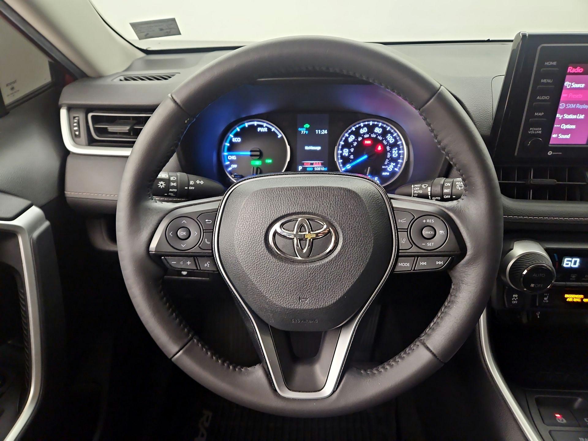Thumbnail: 2020 Toyota RAV4 - 10