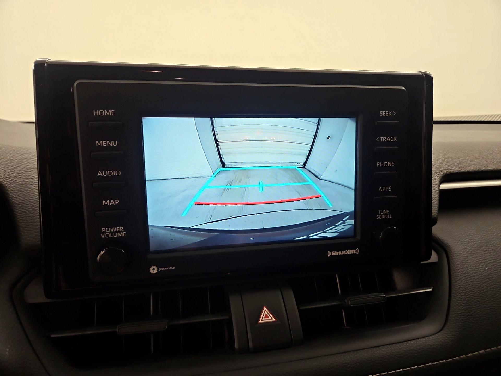 Thumbnail: 2020 Toyota RAV4 - 15