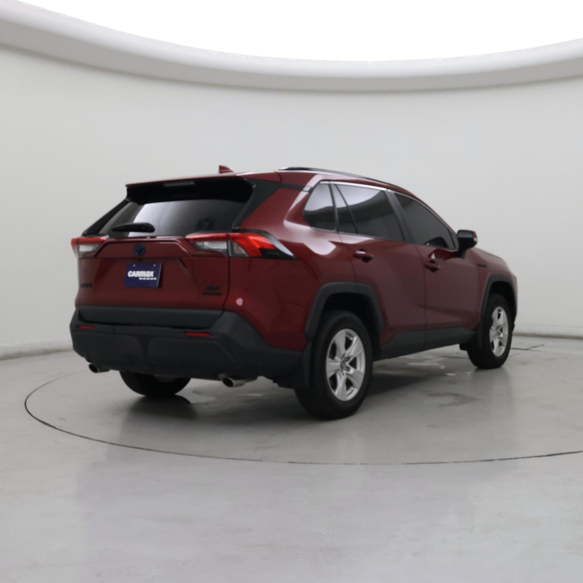 Thumbnail: 2020 Toyota RAV4 - 8