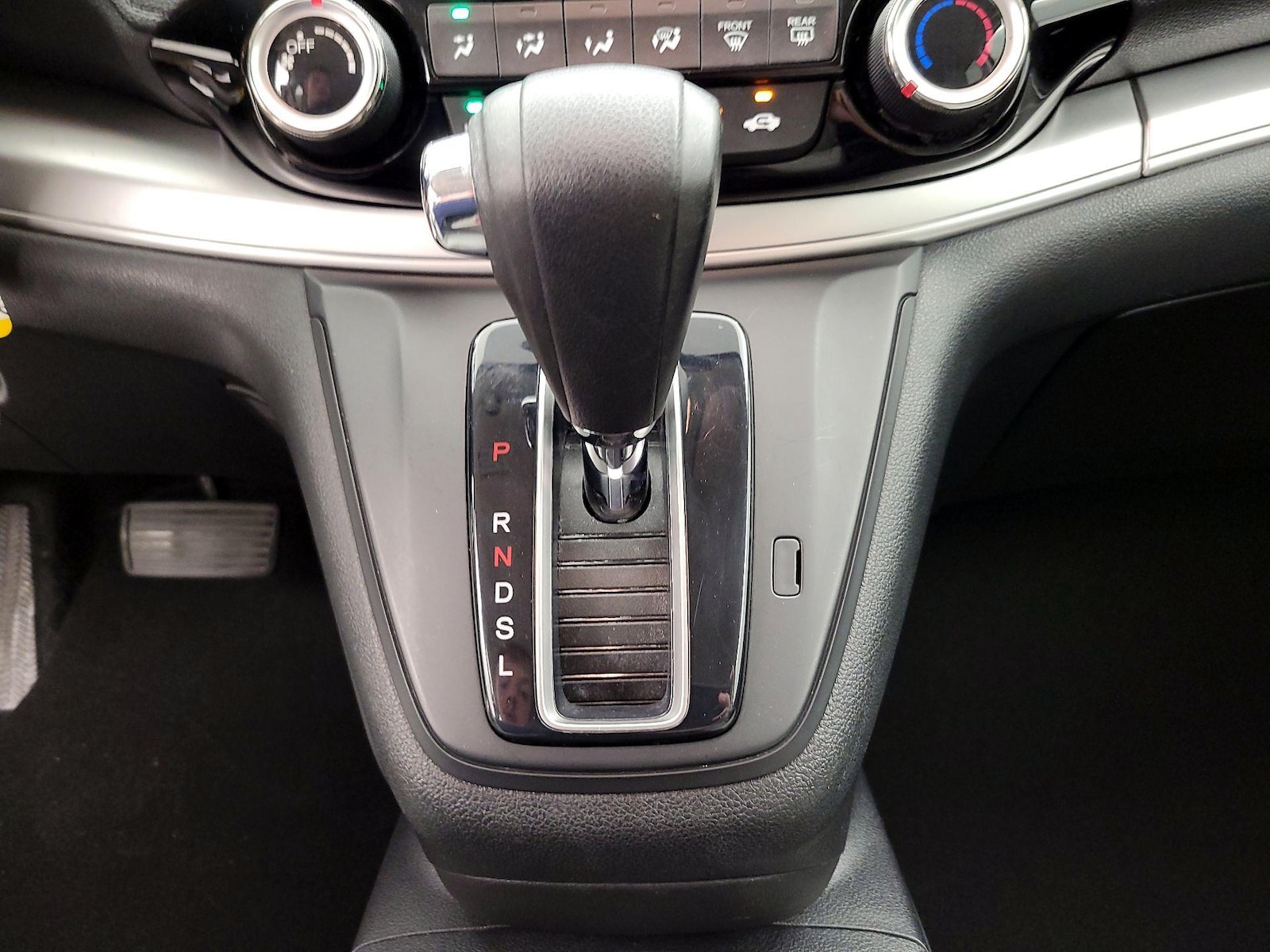 2016 Honda CR-V SE - Photo 18